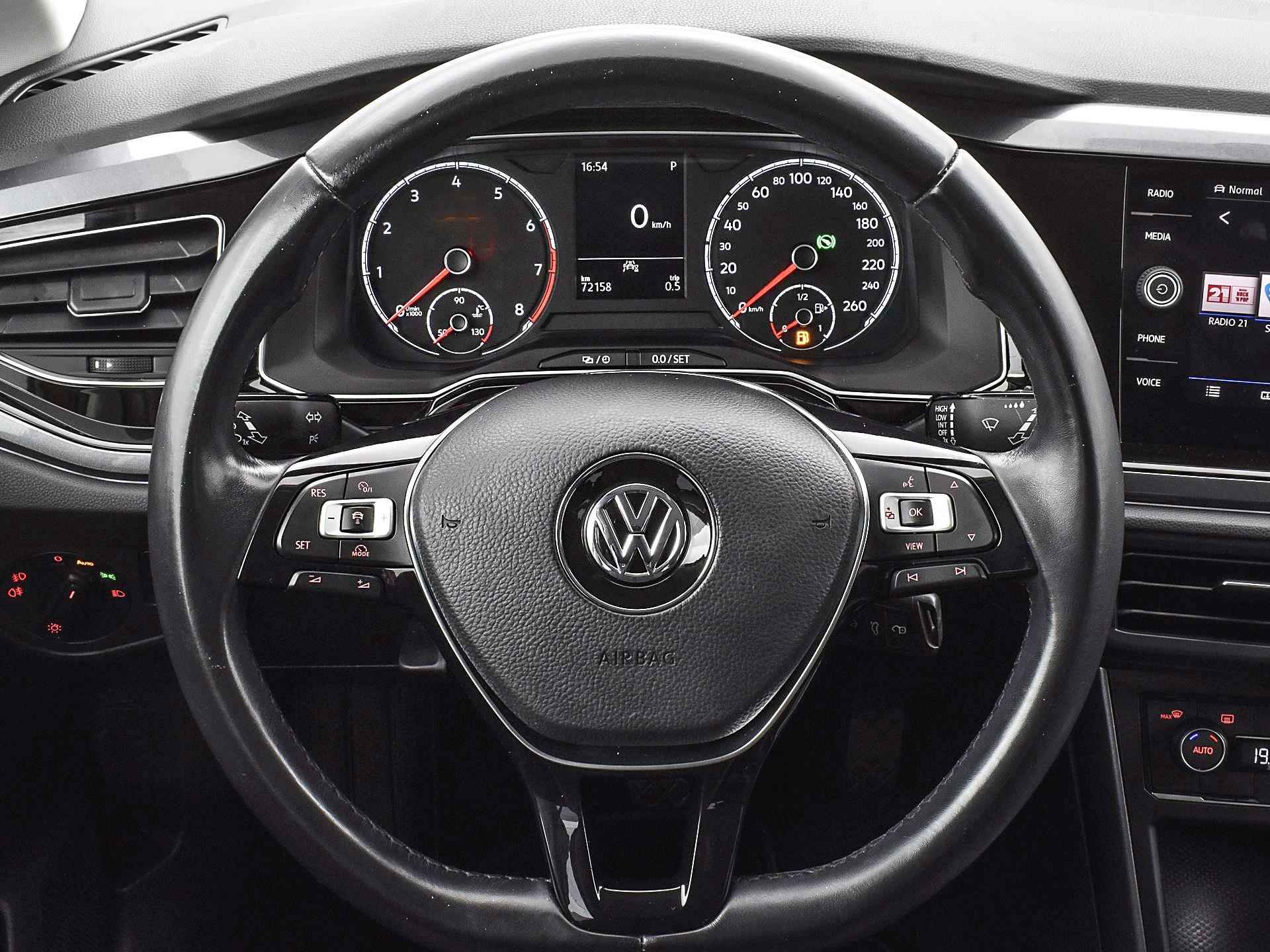 Volkswagen Polo 1.0 TSI 95pk DSG Highline | ACC | Climatronic | P-Sensoren | Park Assist | Camera | Radio | Bluetooth | 16'' Inch | 12 Maanden BOVAG-Garantie - 20/30