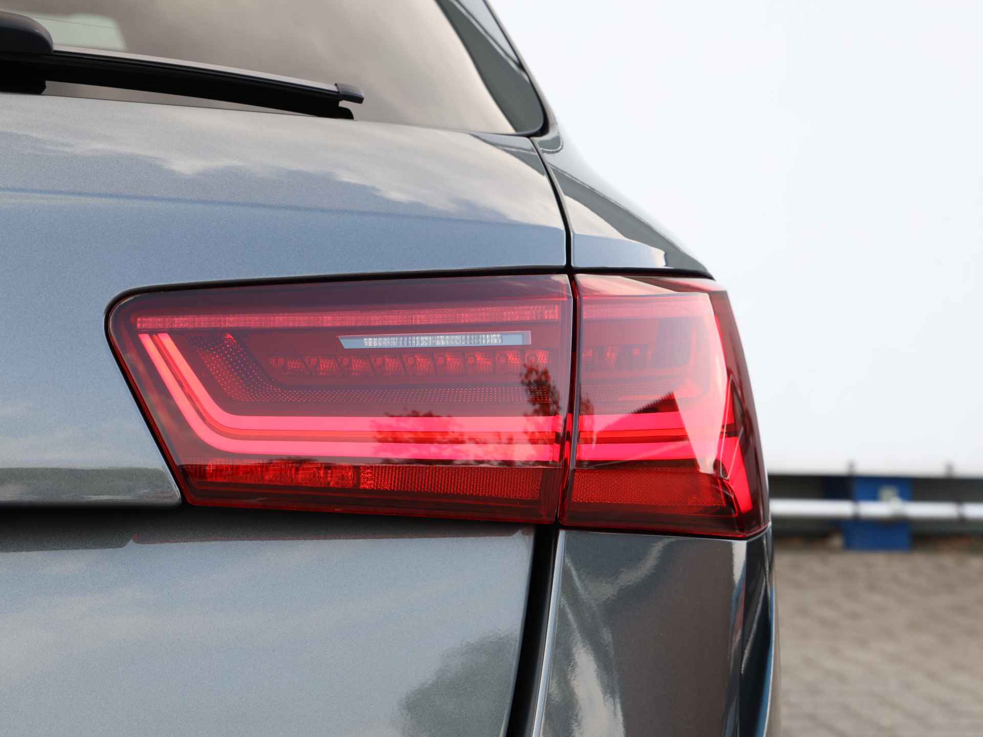 Audi A6 Avant 1.8 TFSI ultra S edition 190pk | LED | Navi | 18" Velgen - 17/45