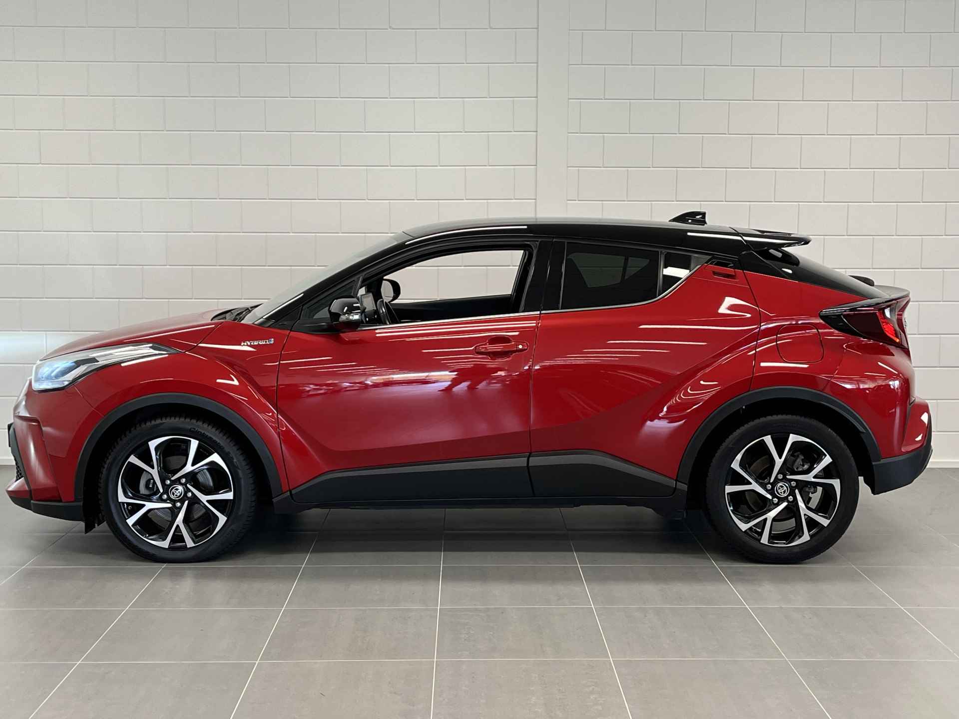 Toyota C-HR 2.0 Hybrid Dynamic PARKEERCAMERA | TWO TONE | MIRROR SCREEN - 9/49