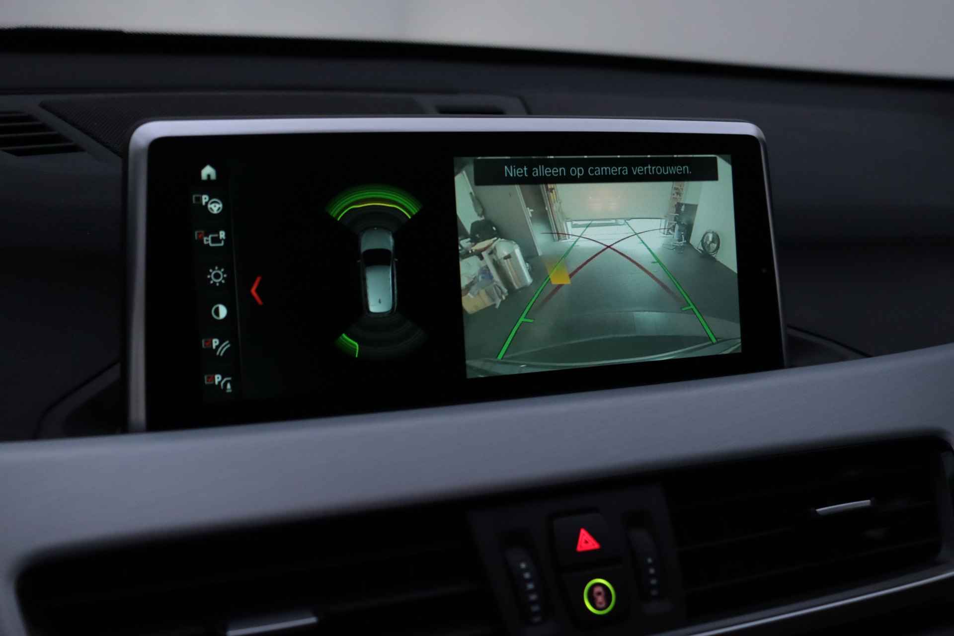 BMW X1 20iA X.Dr SPORT-LINE VOL! PANO/HARMANKARDON/LEER/SPORTST./MEMORY/KEYLESS/STOEL+STUURVERW. - 31/33