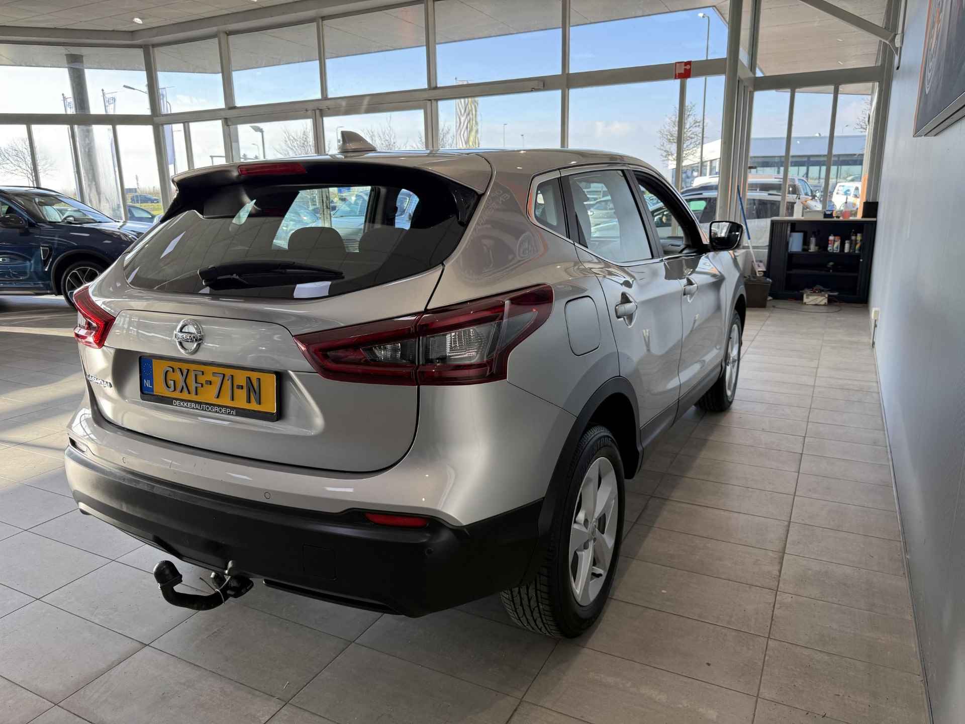 Nissan Qashqai 1.3 DIG-T Acces Edition - 8/25