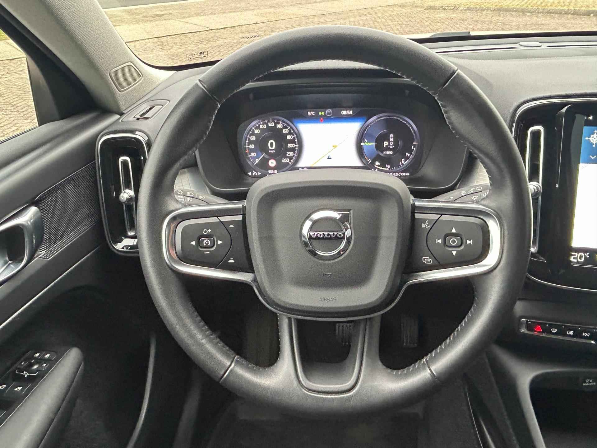 Volvo XC40 1.5 T4 Recharge R-Design Expression - Navi - Camera - 20 inch. - PDC - 20/24