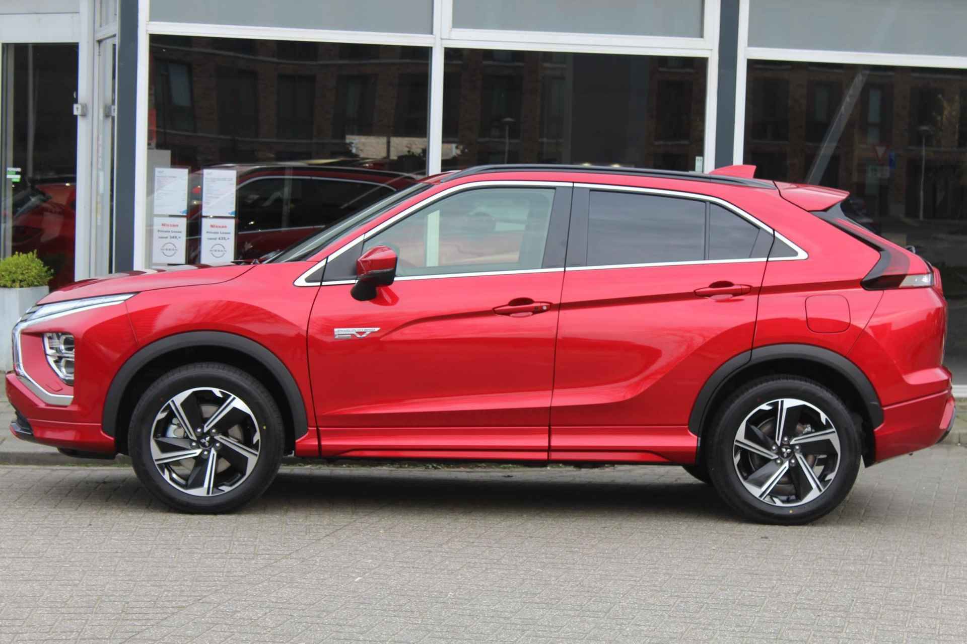 Mitsubishi Eclipse Cross 2.4 PHEV Executive | € 8.000,- VOORRAAD KORTING | AUTOMAAT | APPLE/ANDROID AUTO | STANDKACHEL | CRUISE | CLIMATE | - 4/34