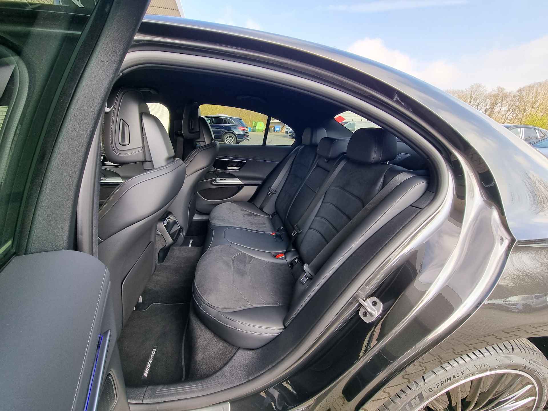 Mercedes-Benz E-Klasse E 300e AMG Line | 360° Camera | Memorypakket | Digital Light | Apple Carplay - 18/18