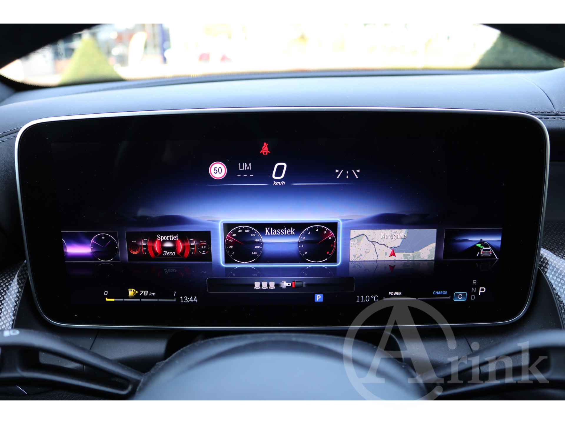 Mercedes-Benz GLC 200 4MATIC AMG Line Panoramadak, 360 Camera, Memorystoelen - 42/42