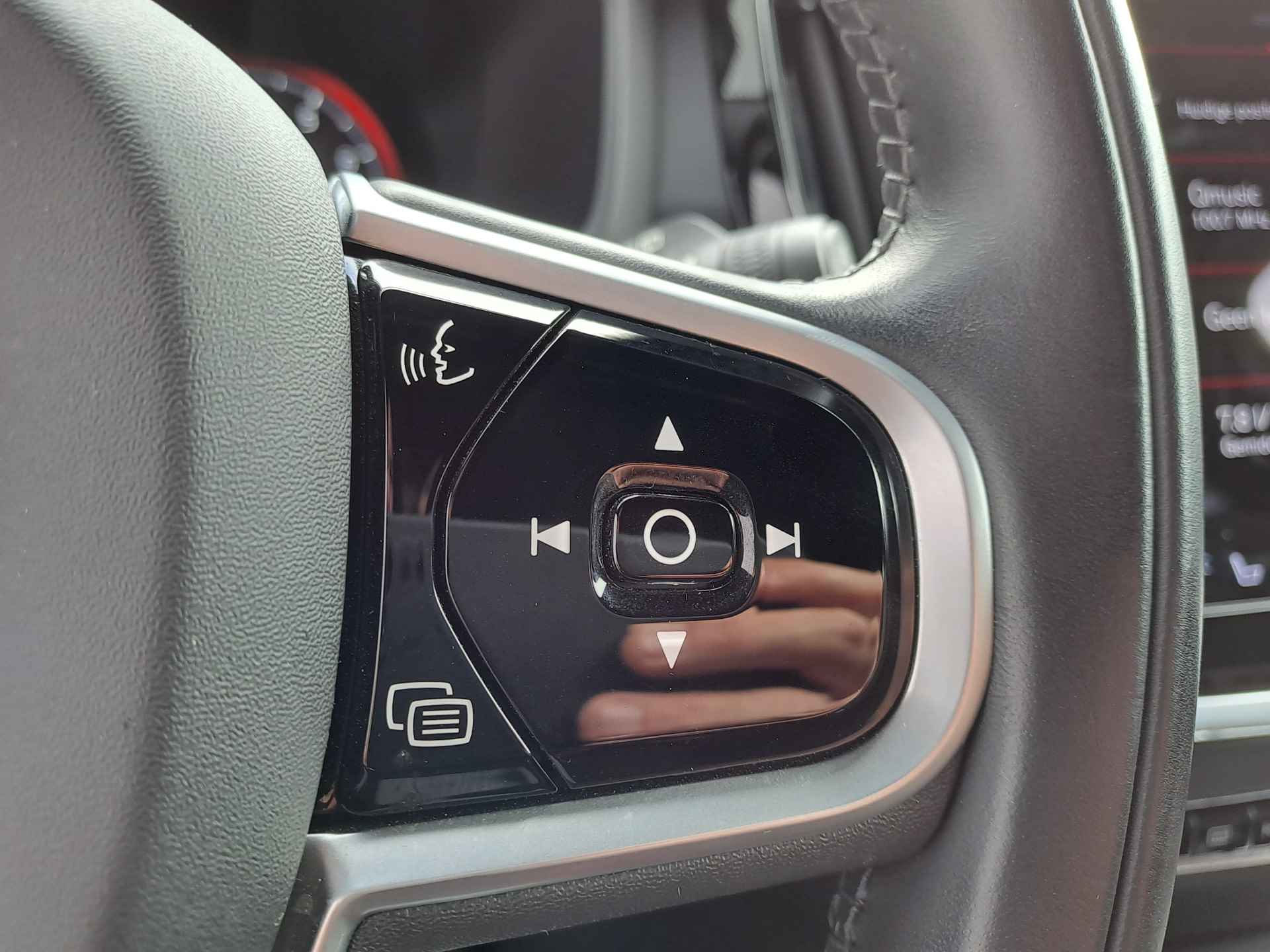 Volvo V60 2.0 B3 Business Pro Navigatie | Adaptive Cruise | Apple Carplay/Android Auto | Stoel/stuur verwarming Elektrische achterklep | Climate - 23/44