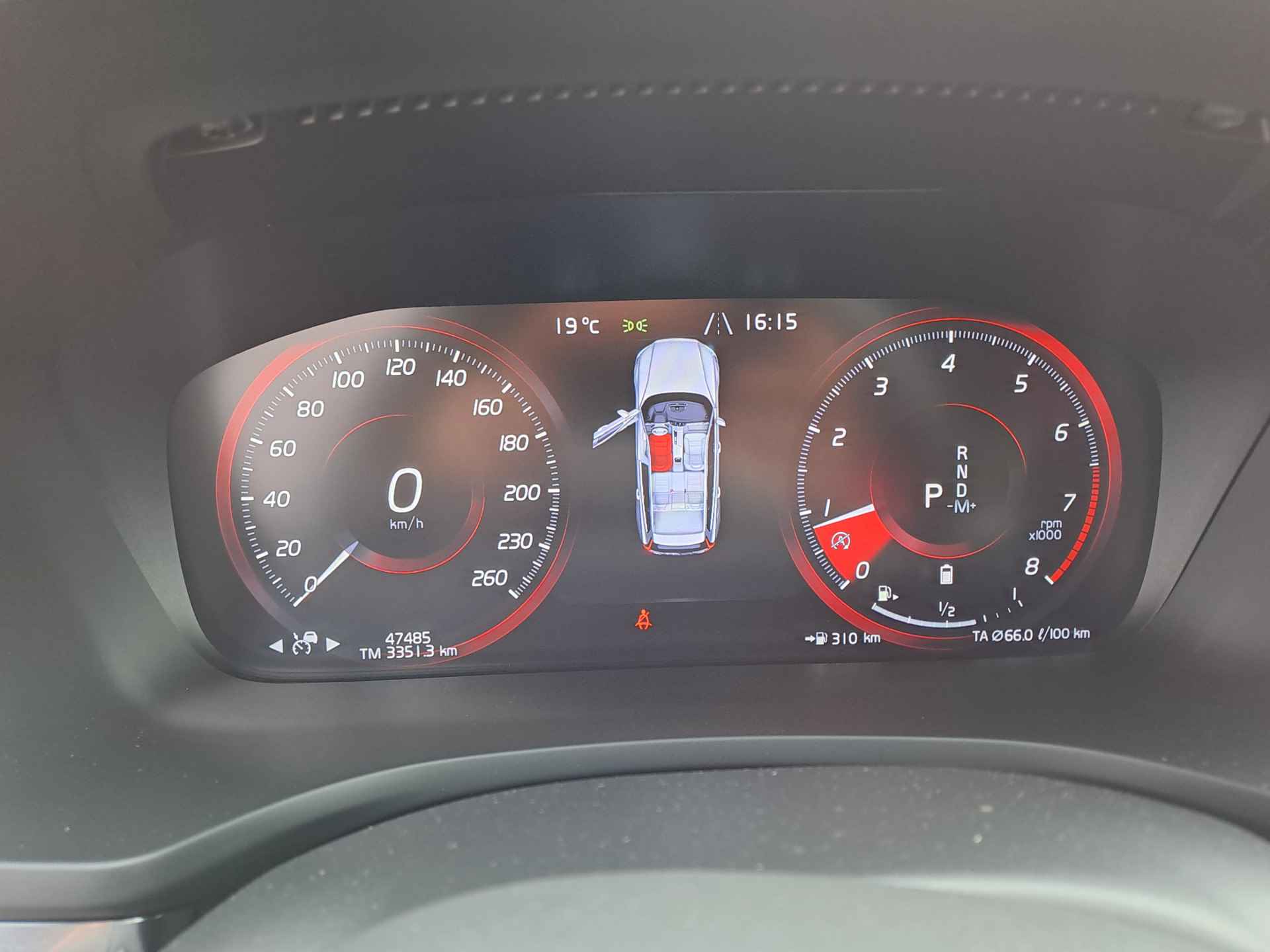 Volvo V60 2.0 B3 Business Pro Navigatie | Adaptive Cruise | Apple Carplay/Android Auto | Stoel/stuur verwarming Elektrische achterklep | Climate - 28/44