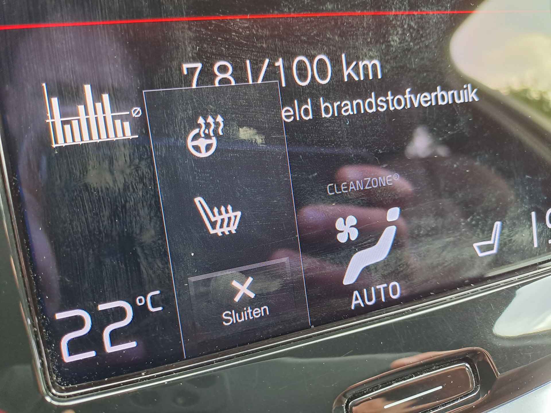 Volvo V60 2.0 B3 Business Pro Navigatie | Adaptive Cruise | Apple Carplay/Android Auto | Stoel/stuur verwarming Elektrische achterklep | Climate - 29/44