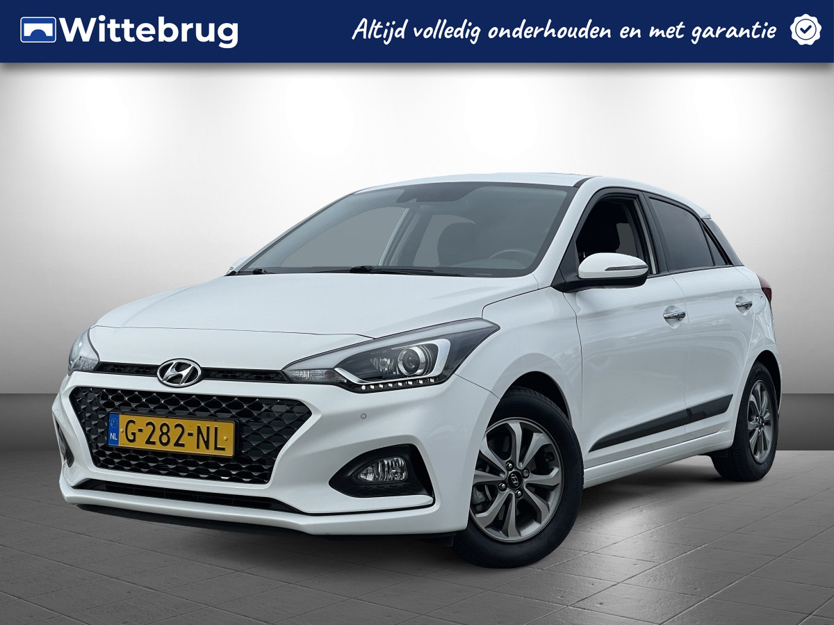 Hyundai i20 1.0 T-GDI Premium | Climate Control | Navigatie | Afneembare trekhaak | Rijklaarprijs! bij viaBOVAG.nl