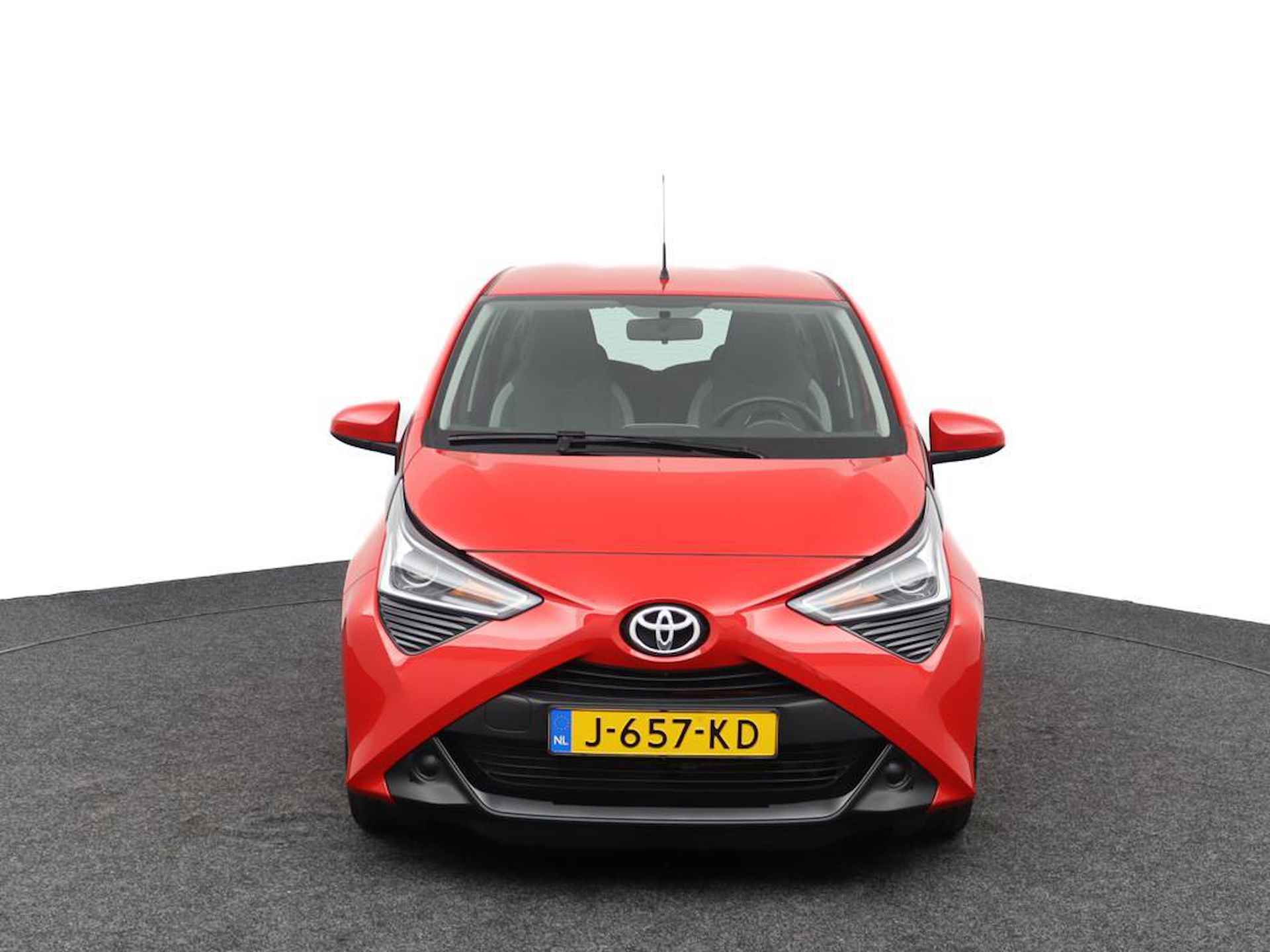 Toyota Aygo 1.0 VVT-i x-play |Apple carplay/Android auto | Achteruitrijcamera | - 16/45