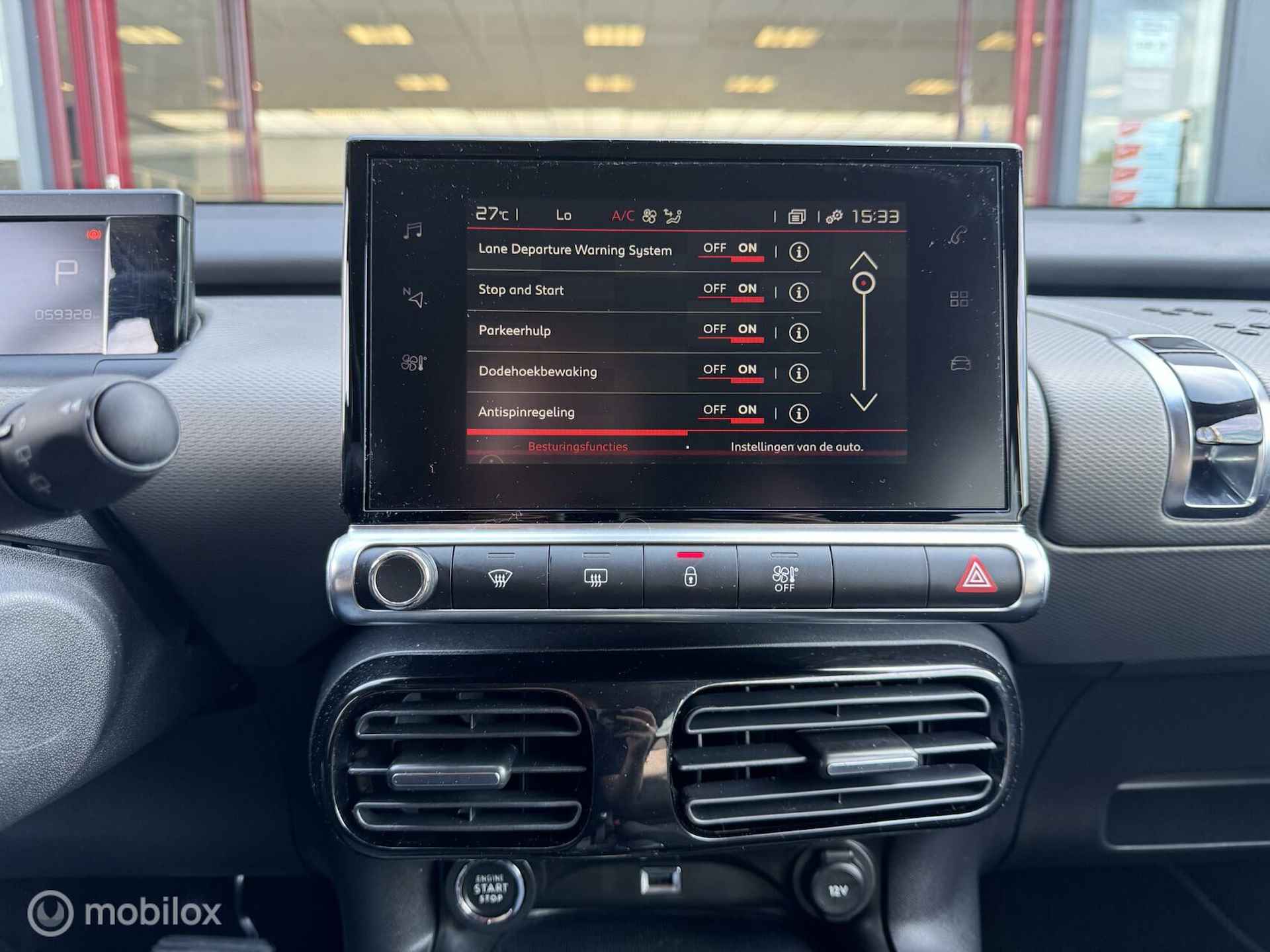 Citroen C4 Cactus 1.2 PureTech Business Plus / Carplay / Etc - 30/37