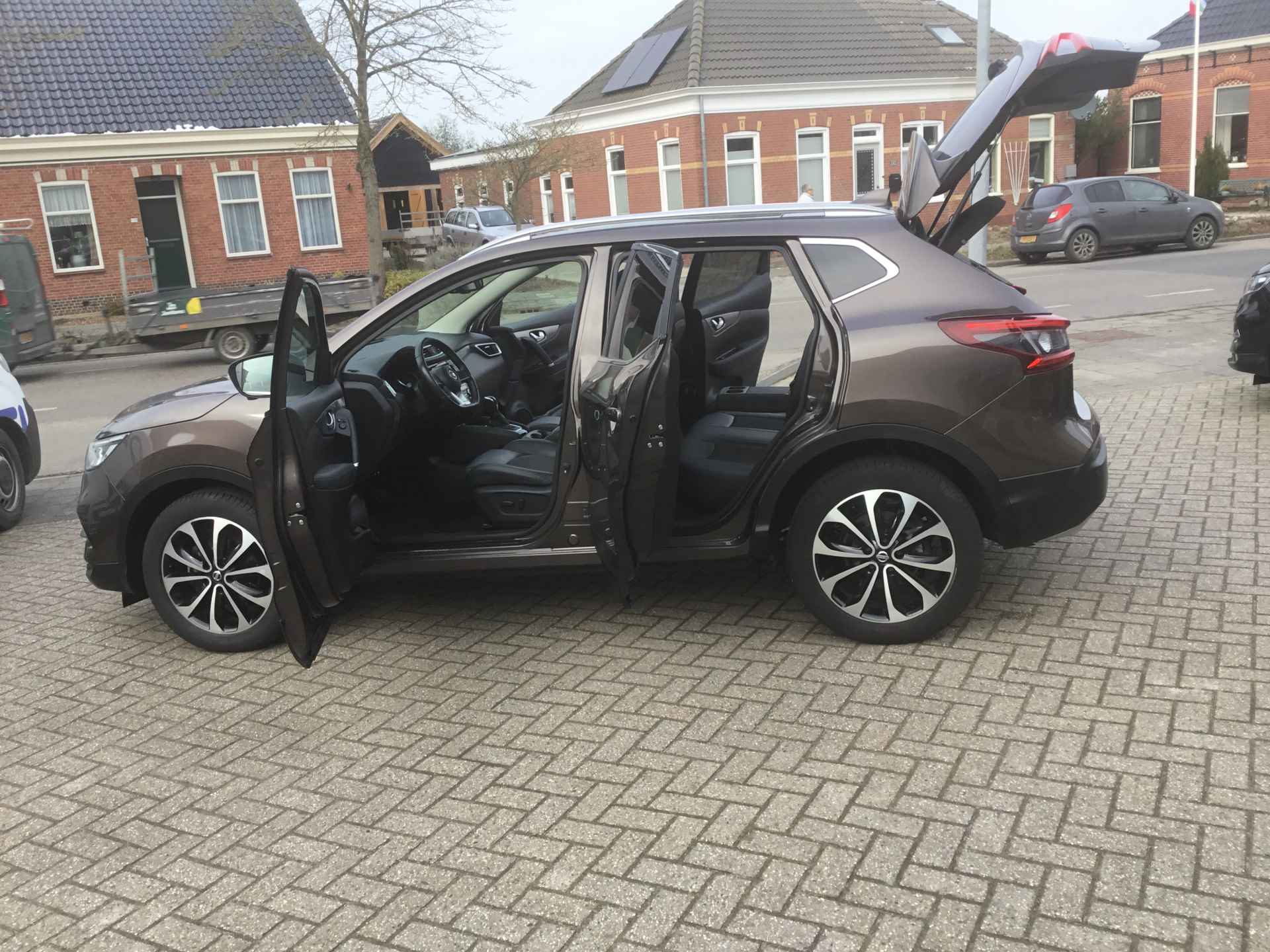 Nissan QASHQAI 1.3 DIG-T 160 DCT Tekna Panodak - 29/35