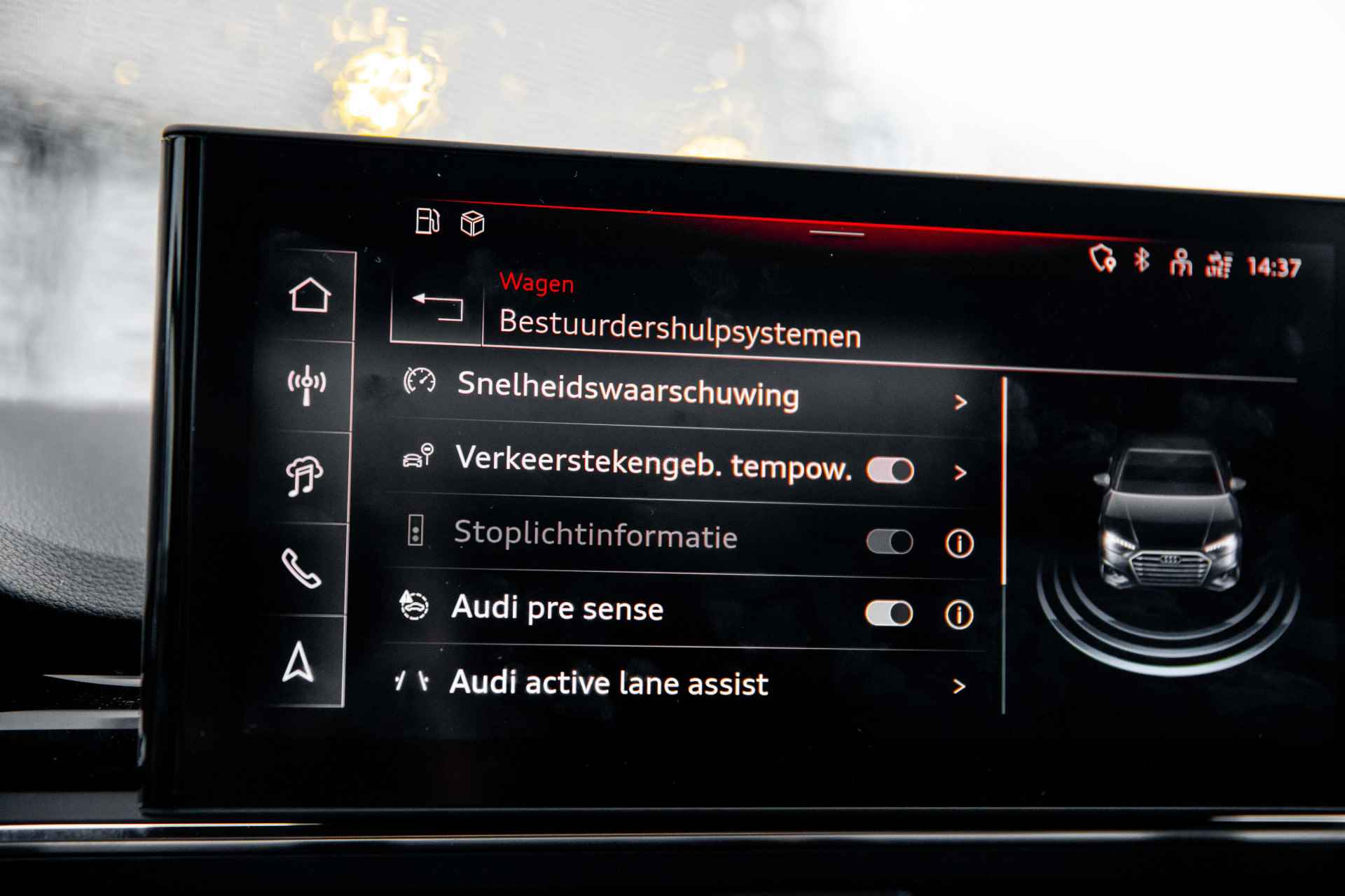 Audi A4 Limousine 35TFSI 150PK S edition Competition | Stoelverwarming | 19" | Afgevlakt Stuur | - 59/61