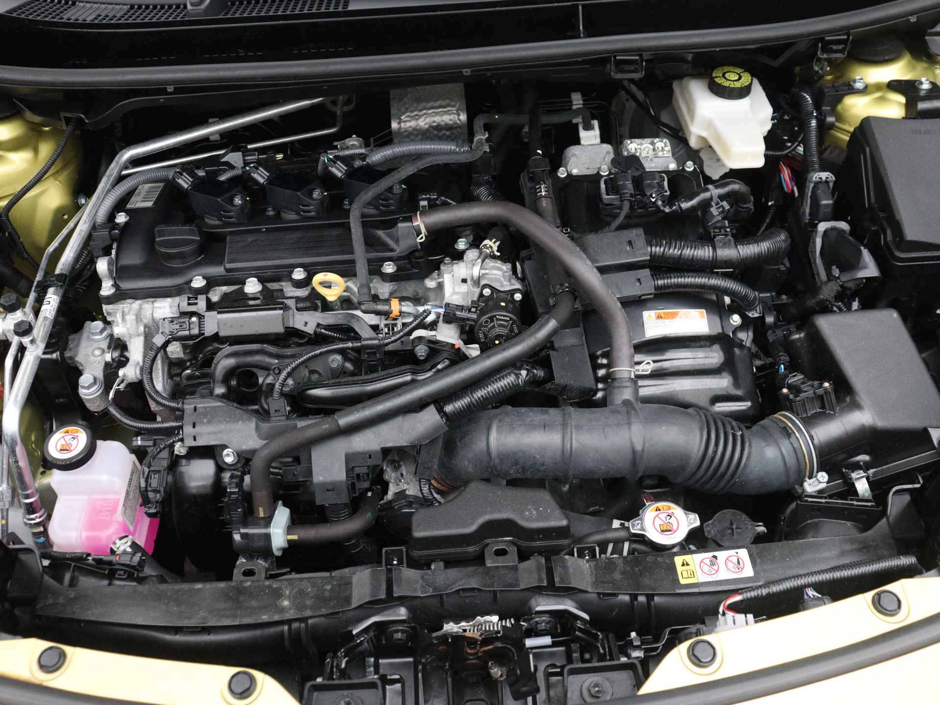 Toyota Yaris Cross 1.5 Hybrid Business Limited | Navigatie | Parkeercamera + Sensoren | - 41/46