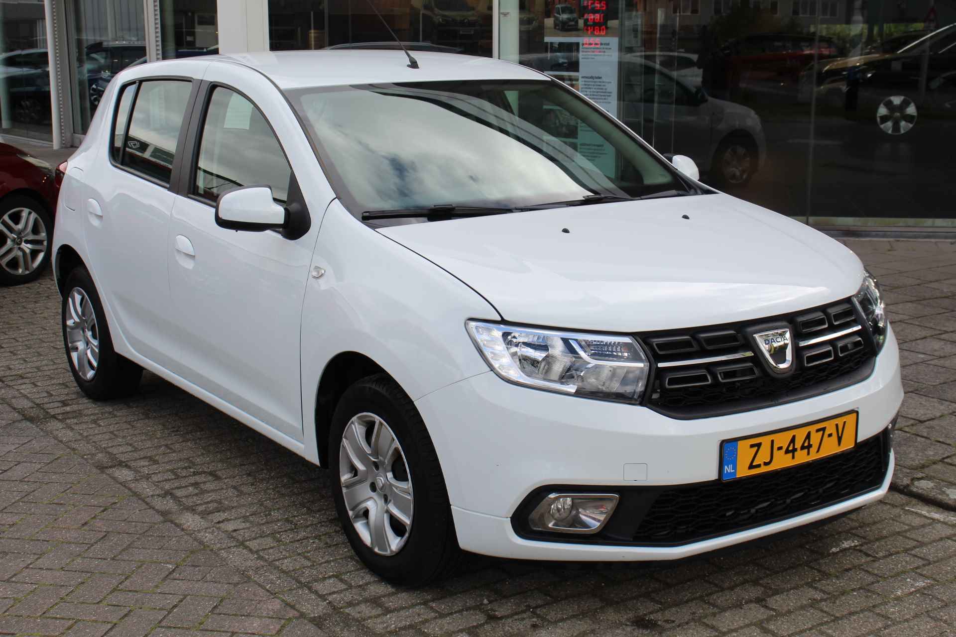 Dacia Sandero 0.9 TCe Laureate - Automaat - 15/40