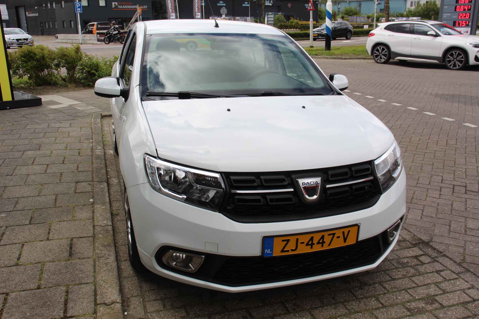 Dacia Sandero 0.9 TCe Laureate - Automaat - 39/40