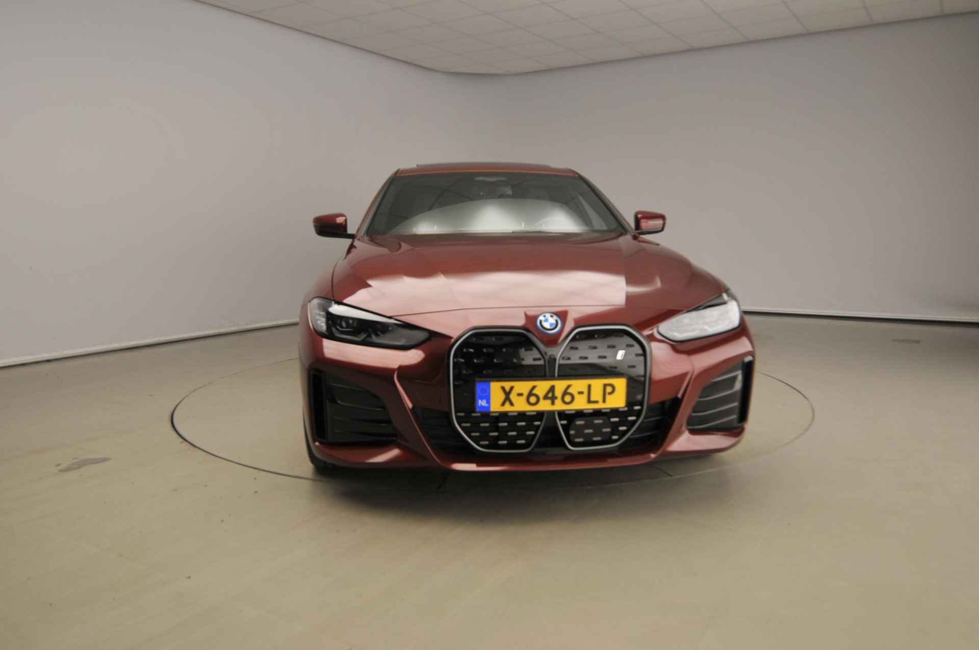 BMW i4 Gran Coupe eDrive35 | M-Sportpakket | LED | Leder | HUD | Schuifdak | Trekhaak | Stoelverwarming | DAB | Harman-kardon sound | Alu 19 inch - 6/53