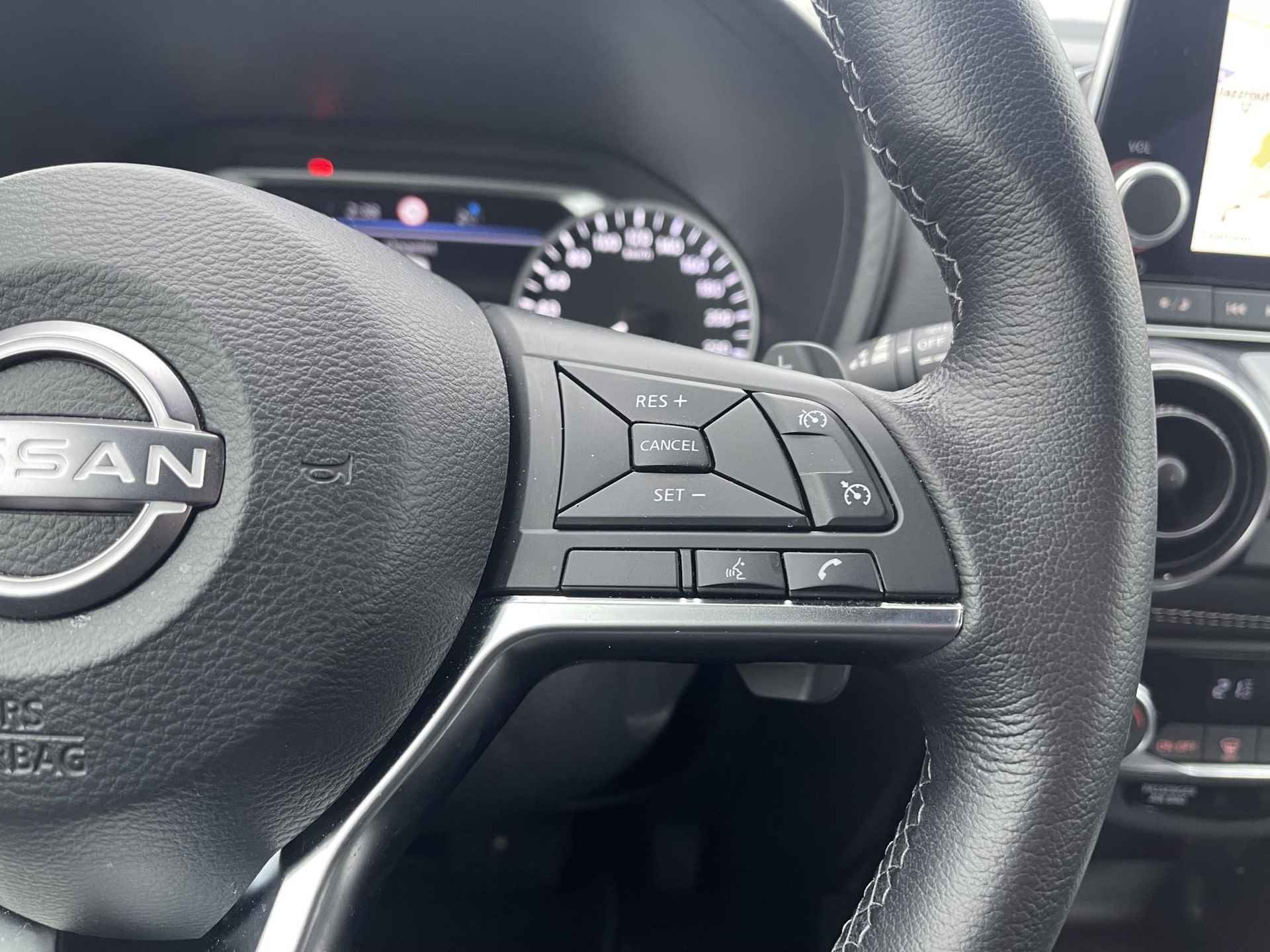 Nissan Juke 1.0 DIG-T N-Design / PRIJS = RIJKLAAR! / Navigatie | Camera | Apple Carplay/Android Auto | 19'' Velgen | Cruise & Climate Control - 15/24