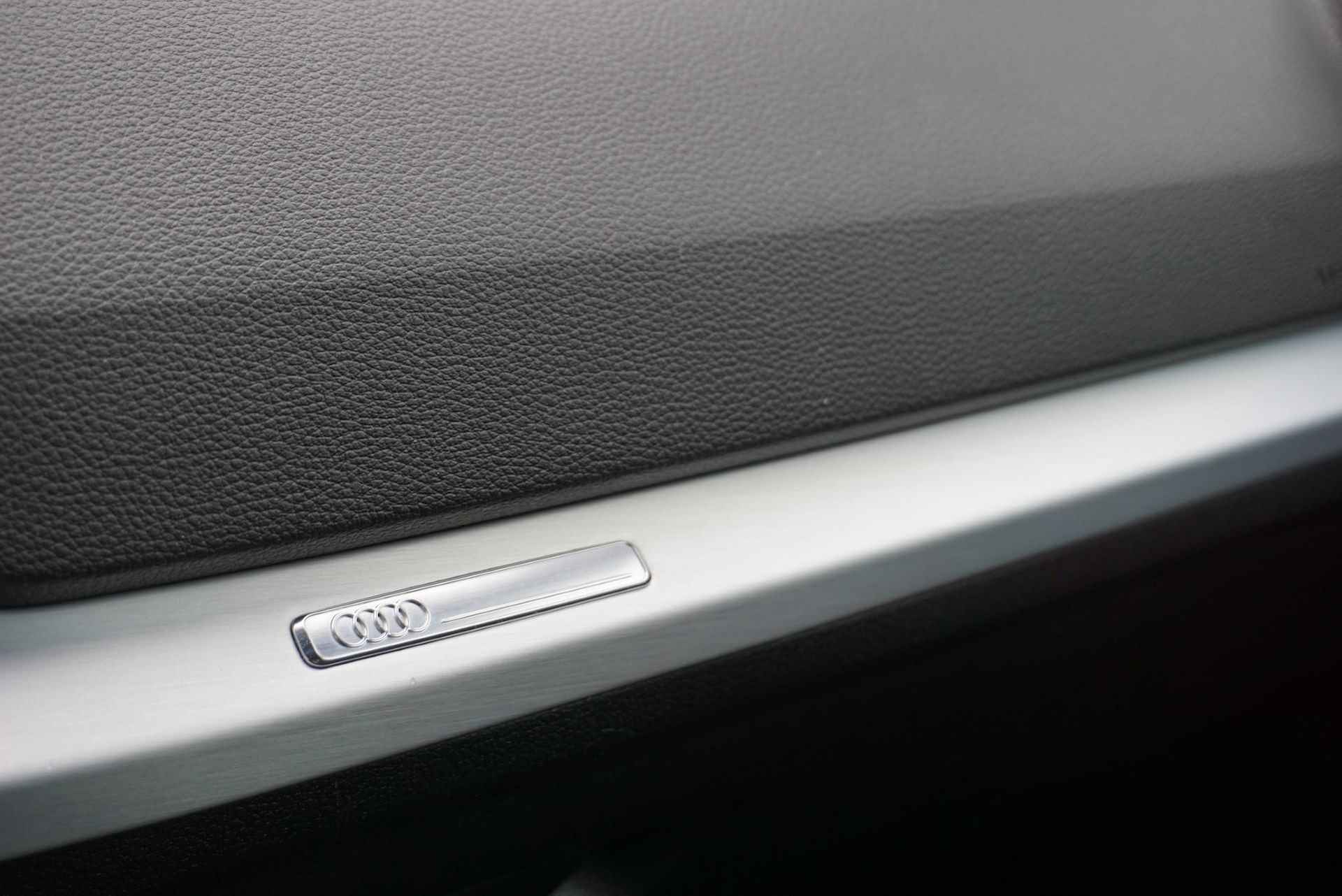 Audi Q2 30 TFSI 116pk Sport S line Edition | Navigatie | Parkeersensoren Achter | 17" Velgen - 30/44
