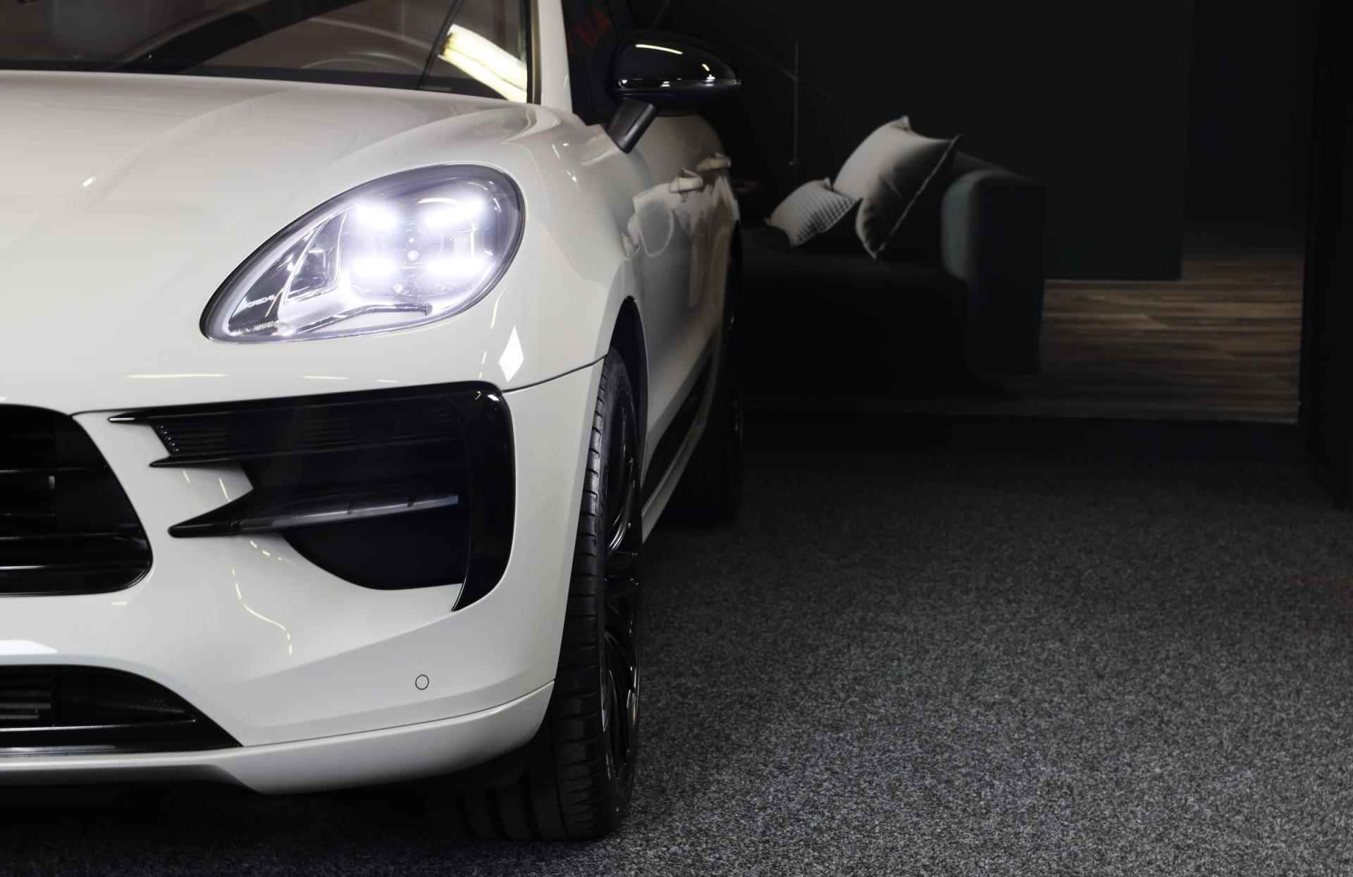 Porsche Macan 2.0 / Sport Chrono / Luchtvering / Leder / Panodak / Memory / Camera / Acc / Bose / Led / Pdc - 48/50