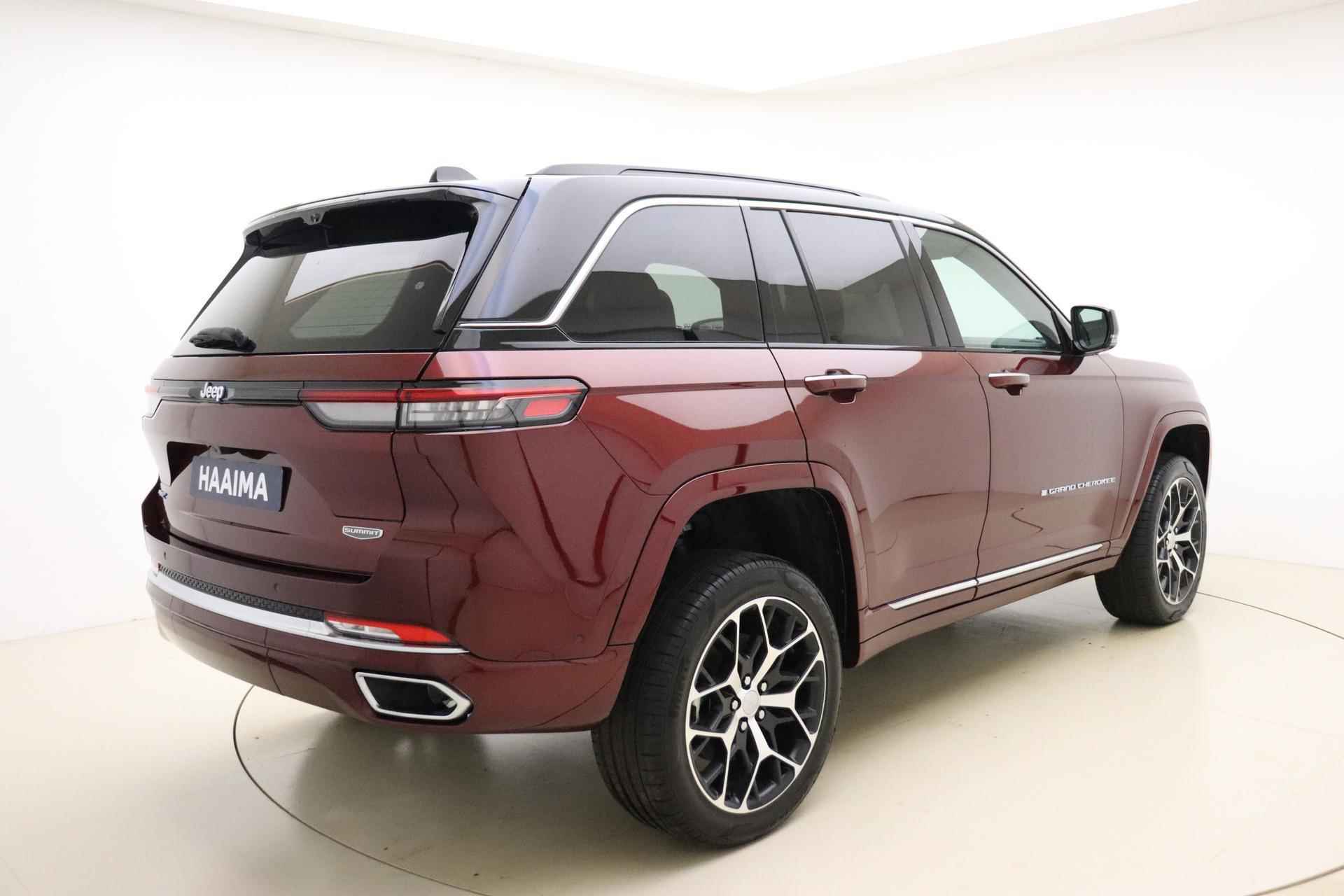 Jeep Grand Cherokee 2.0 Summit Reserve 4xe | € 7.000,- actiekorting! | Luchtvering | Panoramadak | Lederen bekleding | Passenger display | McIntosch audio | Stoelverwarming/Ventilatie | Exclusief uit voorraad leverbaar! - 3/58