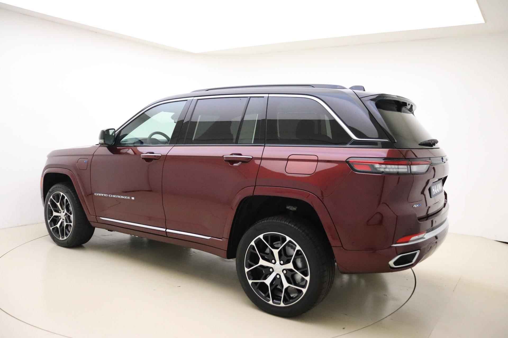 Jeep Grand Cherokee 2.0 Summit Reserve 4xe | € 7.000,- actiekorting! | Luchtvering | Panoramadak | Lederen bekleding | Passenger display | McIntosch audio | Stoelverwarming/Ventilatie | Exclusief uit voorraad leverbaar! - 5/58