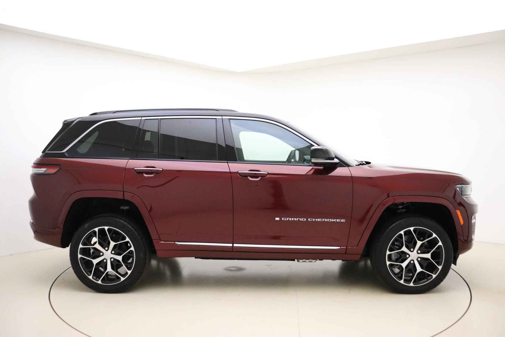 Jeep Grand Cherokee 2.0 Summit Reserve 4xe | € 7.000,- actiekorting! | Luchtvering | Panoramadak | Lederen bekleding | Passenger display | McIntosch audio | Stoelverwarming/Ventilatie | Exclusief uit voorraad leverbaar! - 7/58