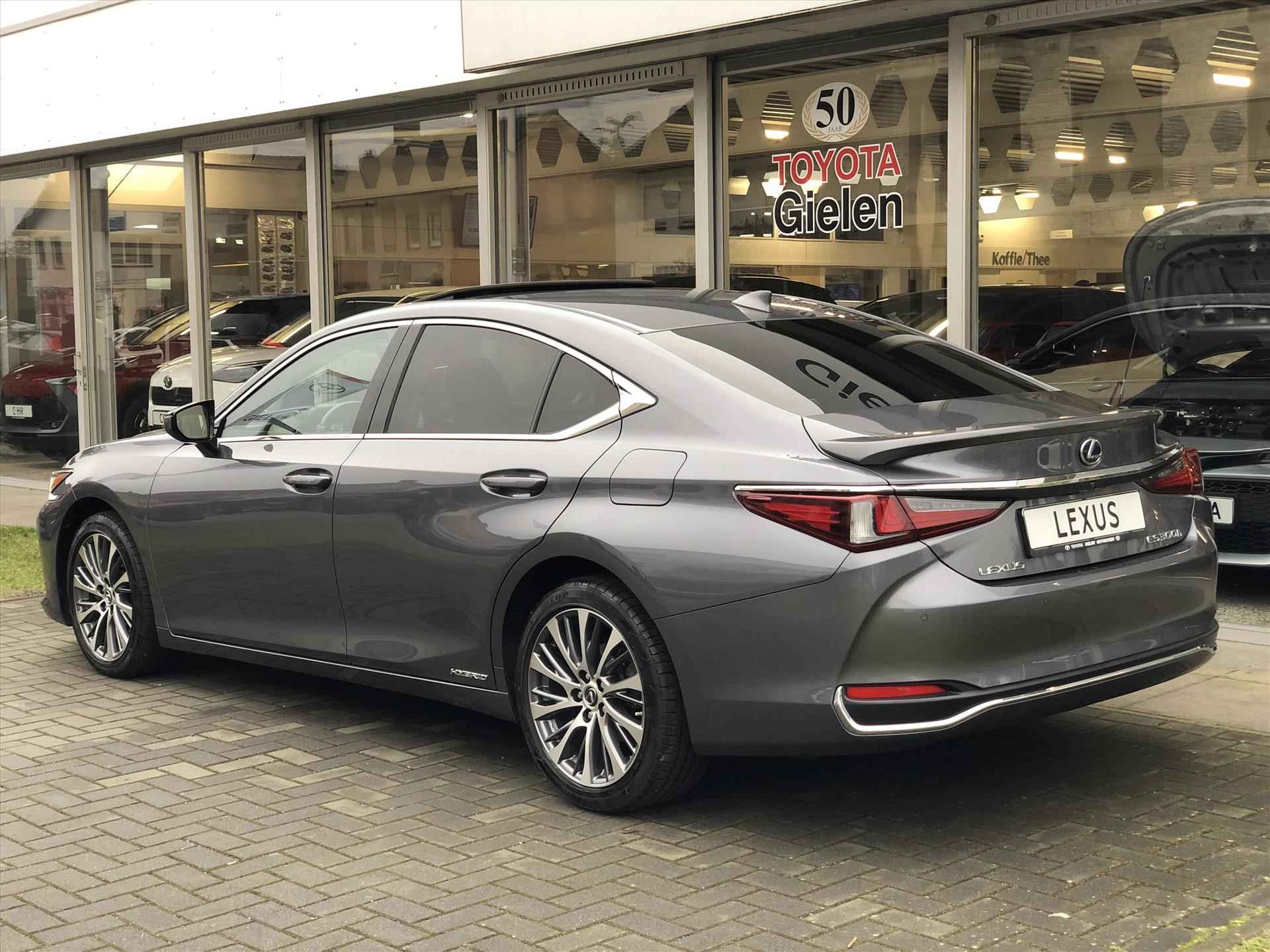 Lexus Es 300h Executive Line | Schuifdak, Navigatie, 360 Camera, Stoelventilatie, Leer, Geheugenfunctie, Dodehoekherkenning - 4/49