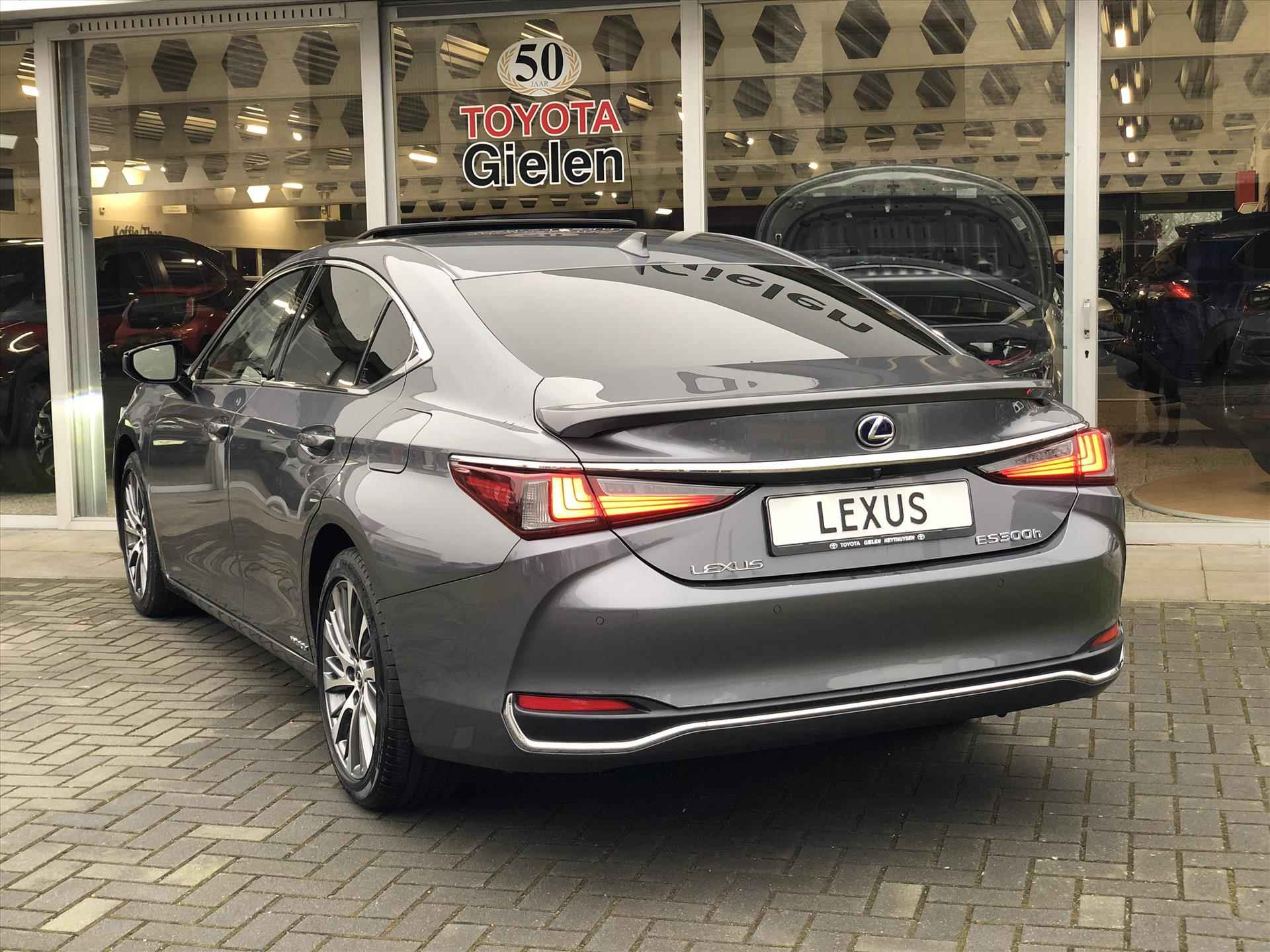 Lexus Es 300h Executive Line | Schuifdak, Navigatie, 360 Camera, Stoelventilatie, Leer, Geheugenfunctie, Dodehoekherkenning - 10/49