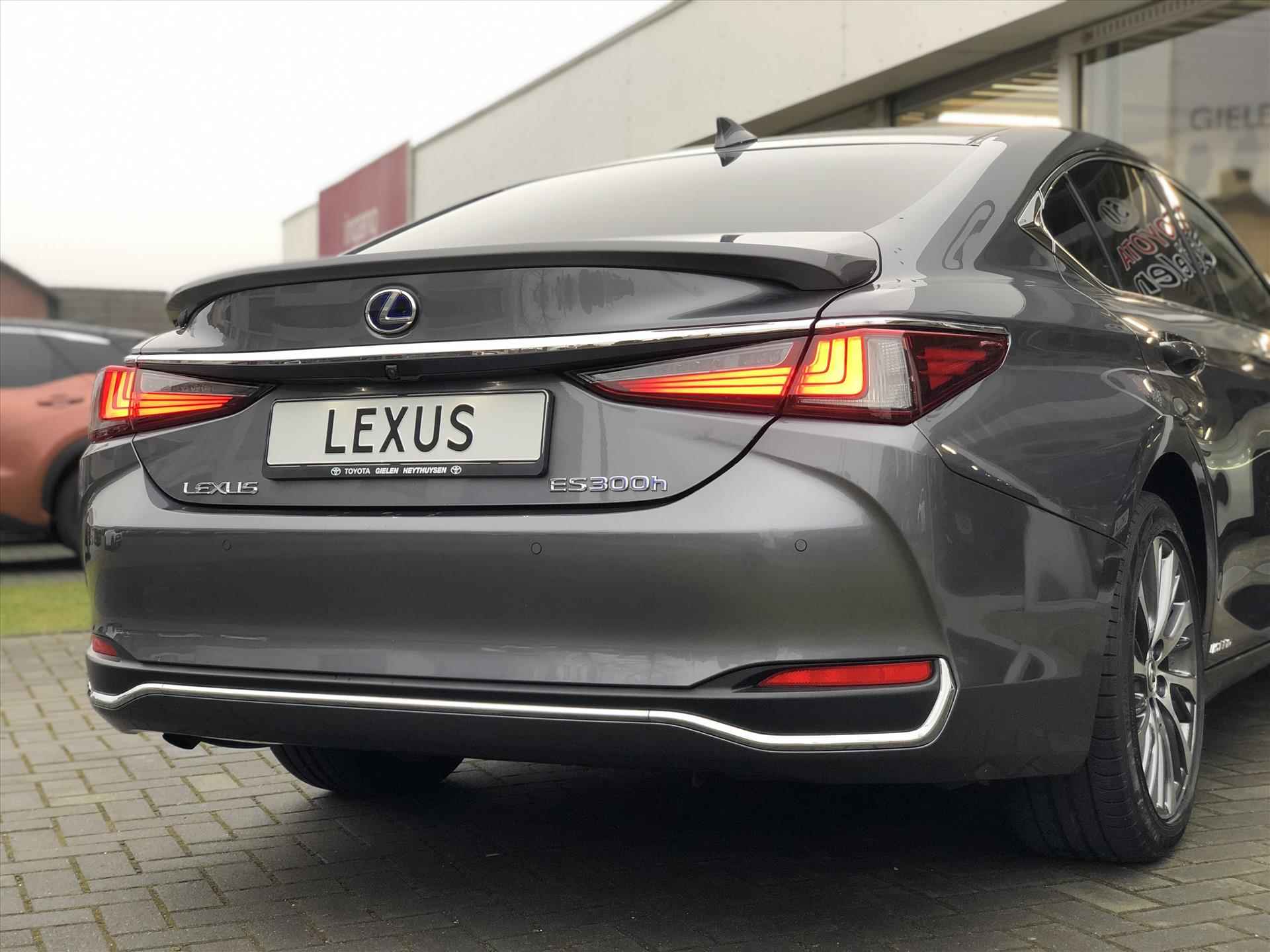 Lexus Es 300h Executive Line | Schuifdak, Navigatie, 360 Camera, Stoelventilatie, Leer, Geheugenfunctie, Dodehoekherkenning - 11/49