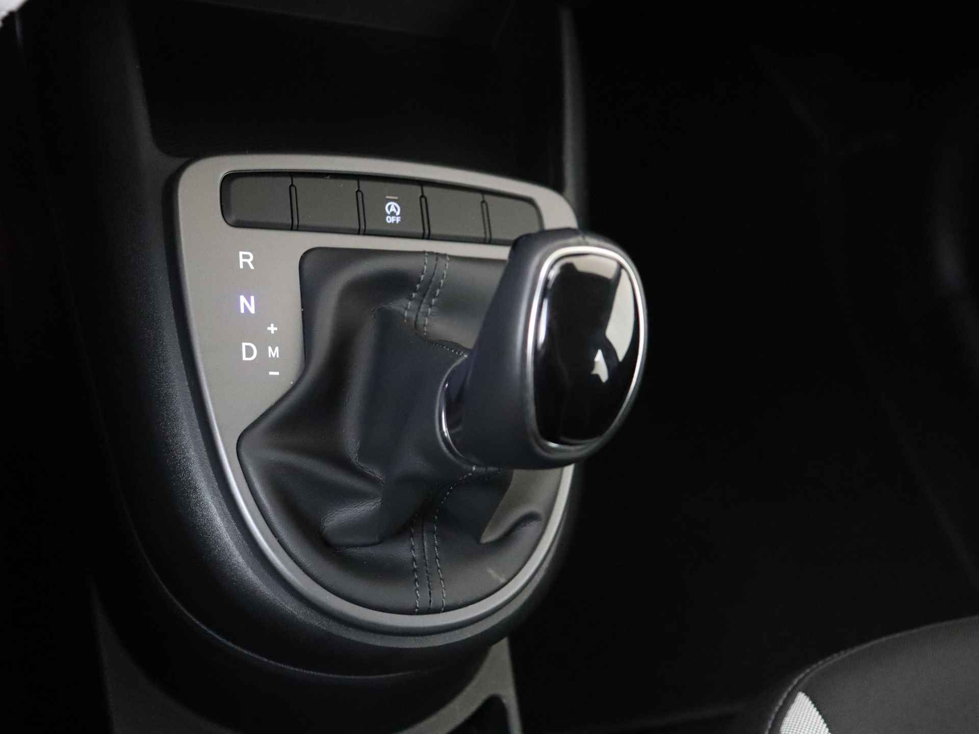 Hyundai i10 1.0 Comfort 5-zits | Navigatie by App | Airco - 18/29
