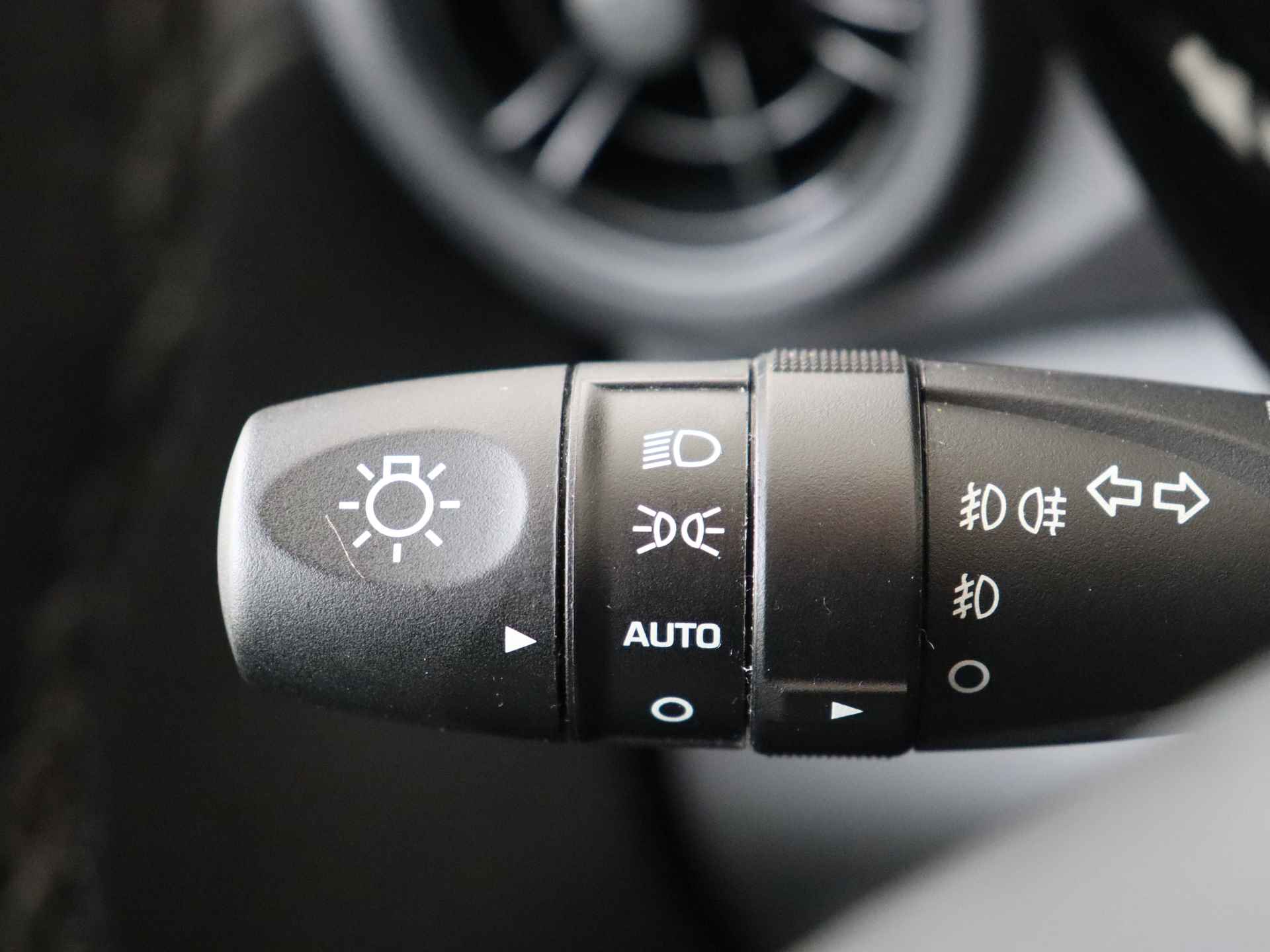 Hyundai i10 1.0 Comfort 5-zits | Navigatie by App | Airco - 25/29