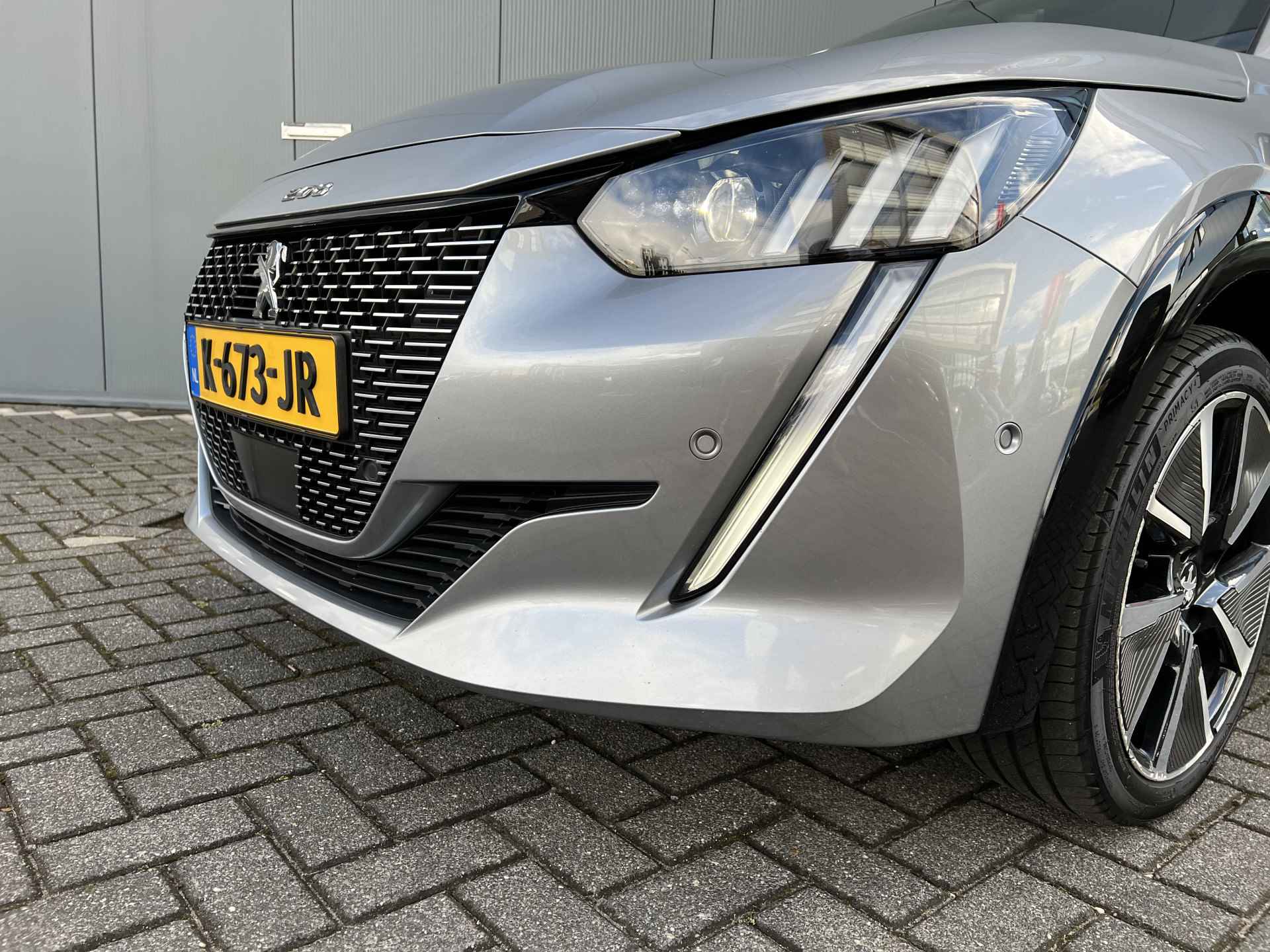 Peugeot e-208 50 kWh 136pk GT Première / € 2.000,- subsidie | Leder | Camera | Climate | Carplay | Keyless | Navigatie | Full - Led | Winterpa - 9/29