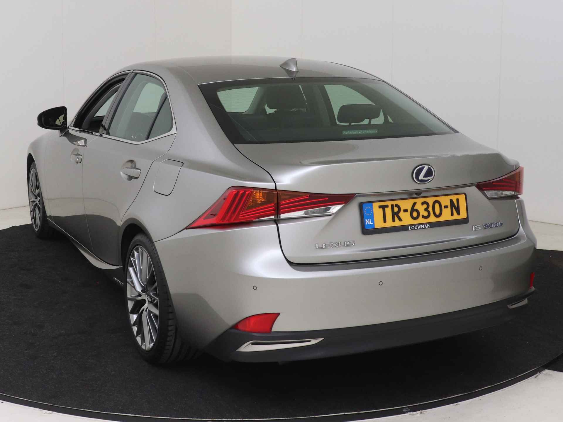 Lexus IS 300h Hybrid Luxury Line | Safety System | Premium Navigatie |Stoel-Koeling & Verwarming | - 15/51