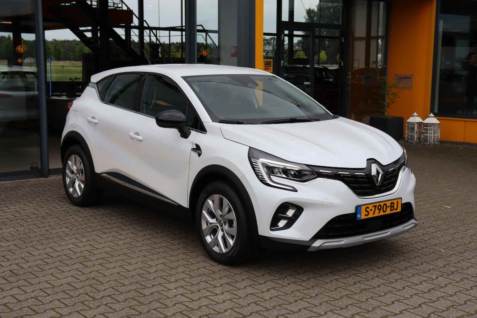 RENAULT Captur 1.3 TCe 140 pk Hybrid  Intens - camera - LED - 4/45