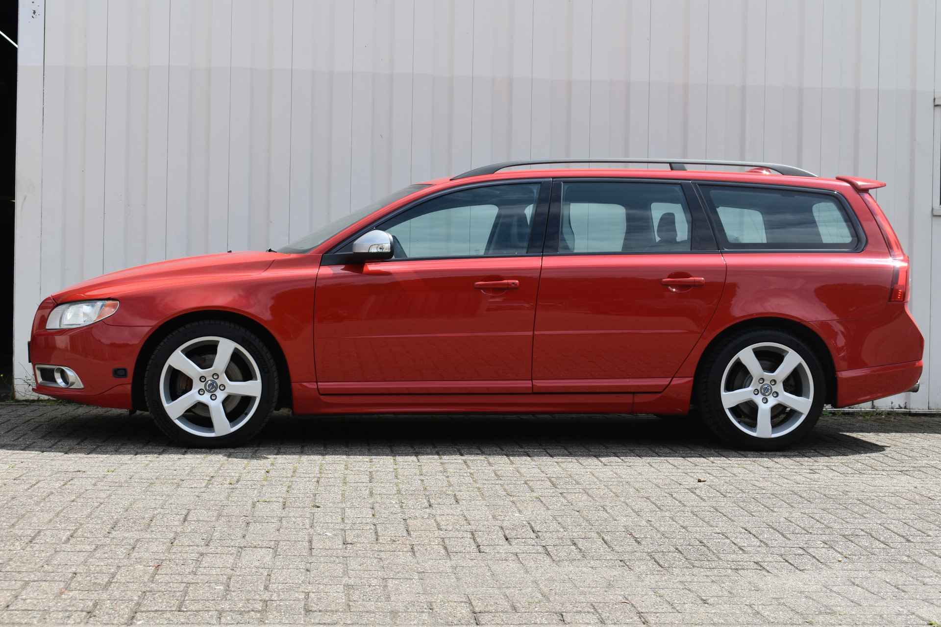 Volvo V70 2.5FT Kinetic Automaat | Stoelverwarming | Cruisecontrol | Parkeer sensor achter | - 5/28