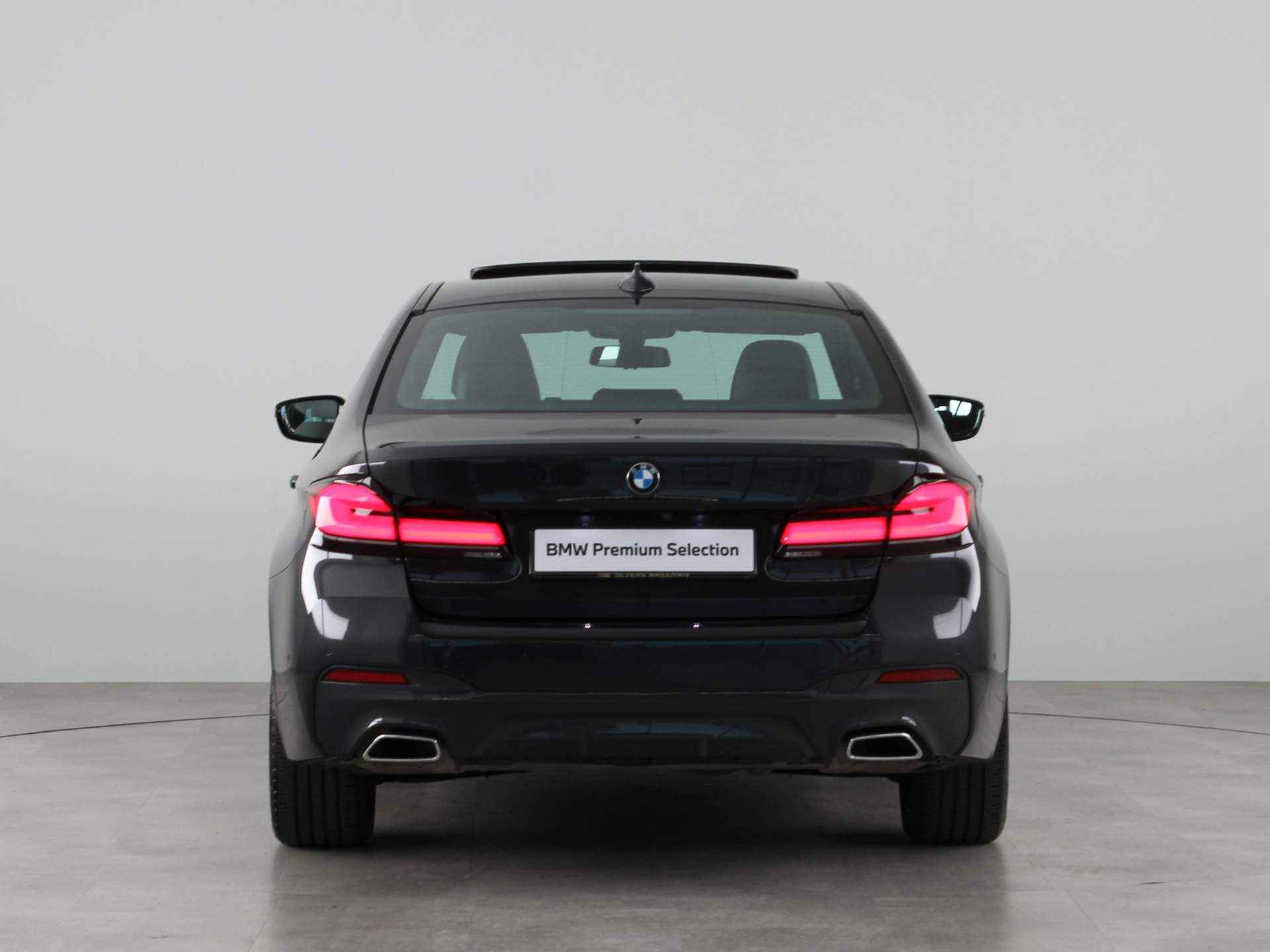 BMW 5 Serie 520i Sedan Business Edition Plus M-Sport - 12/27