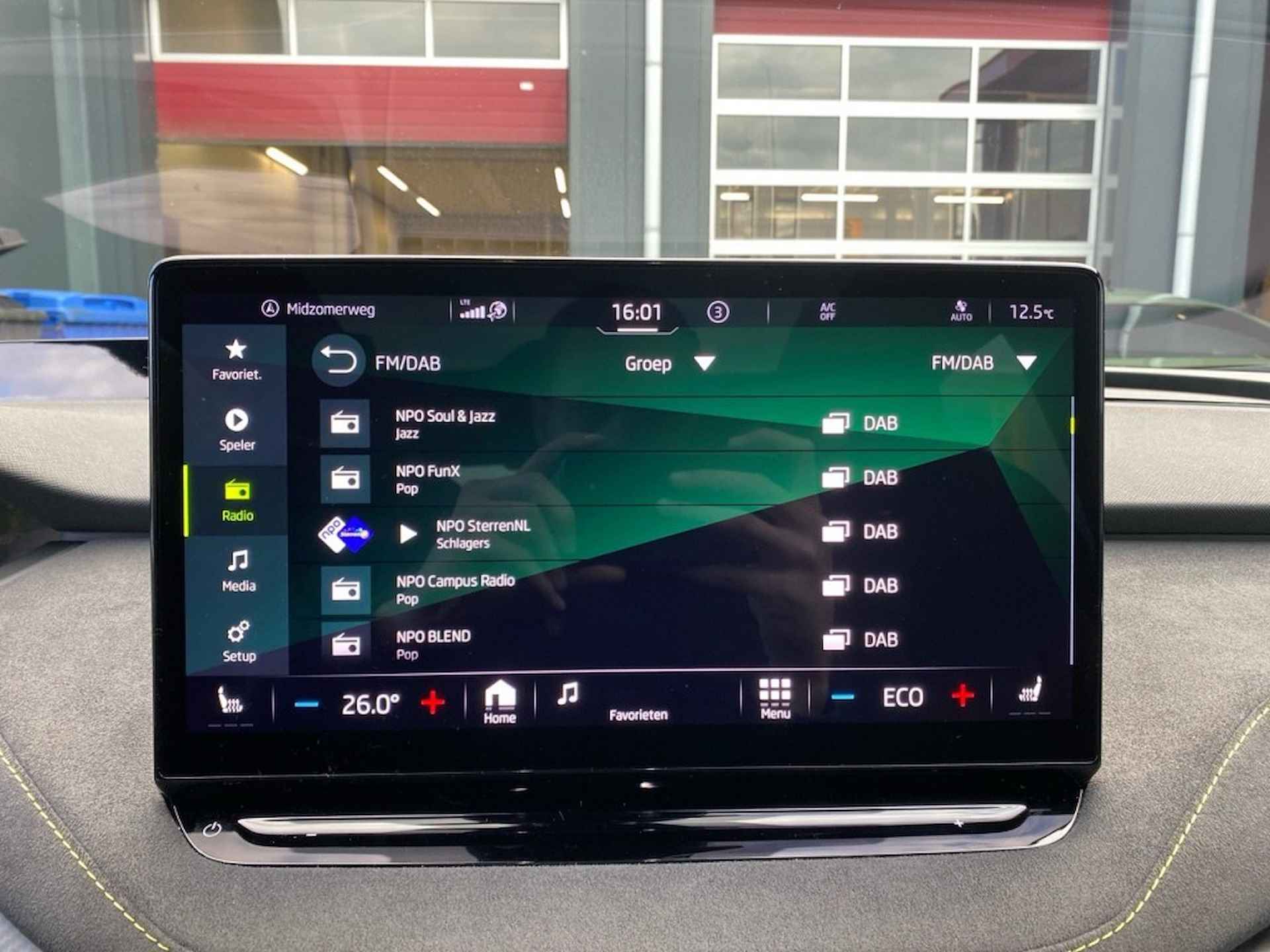 SKODA Enyaq 80 IV RS LOUNGE TREKHAAK/MEMORY/CAMERA/NAVI/ACC/CARPLAY/STOELVER - 21/28