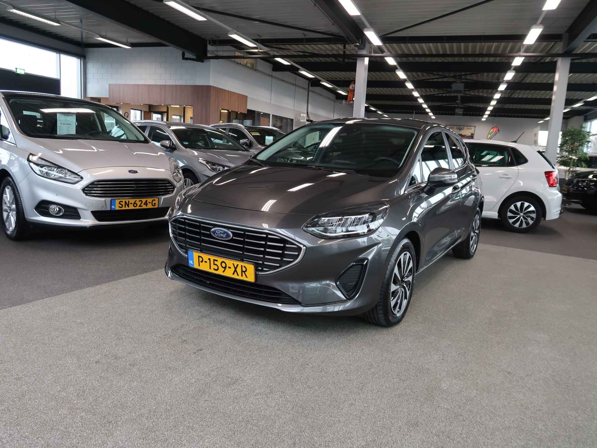 Ford Fiesta 1.0 EcoB.Hybrid 125pk Titanium 5-drs. CLIMA/CRUISE/CARPLAY/PDC/WINTERPACK - 16/81