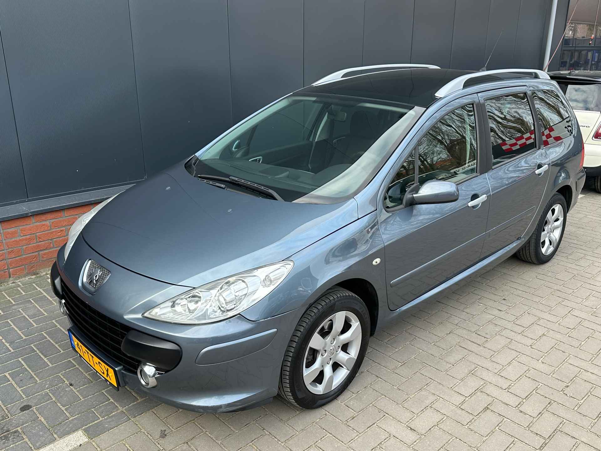 Peugeot 307 SW 2.0-16V Pack (Nieuwe APK) - 8/31