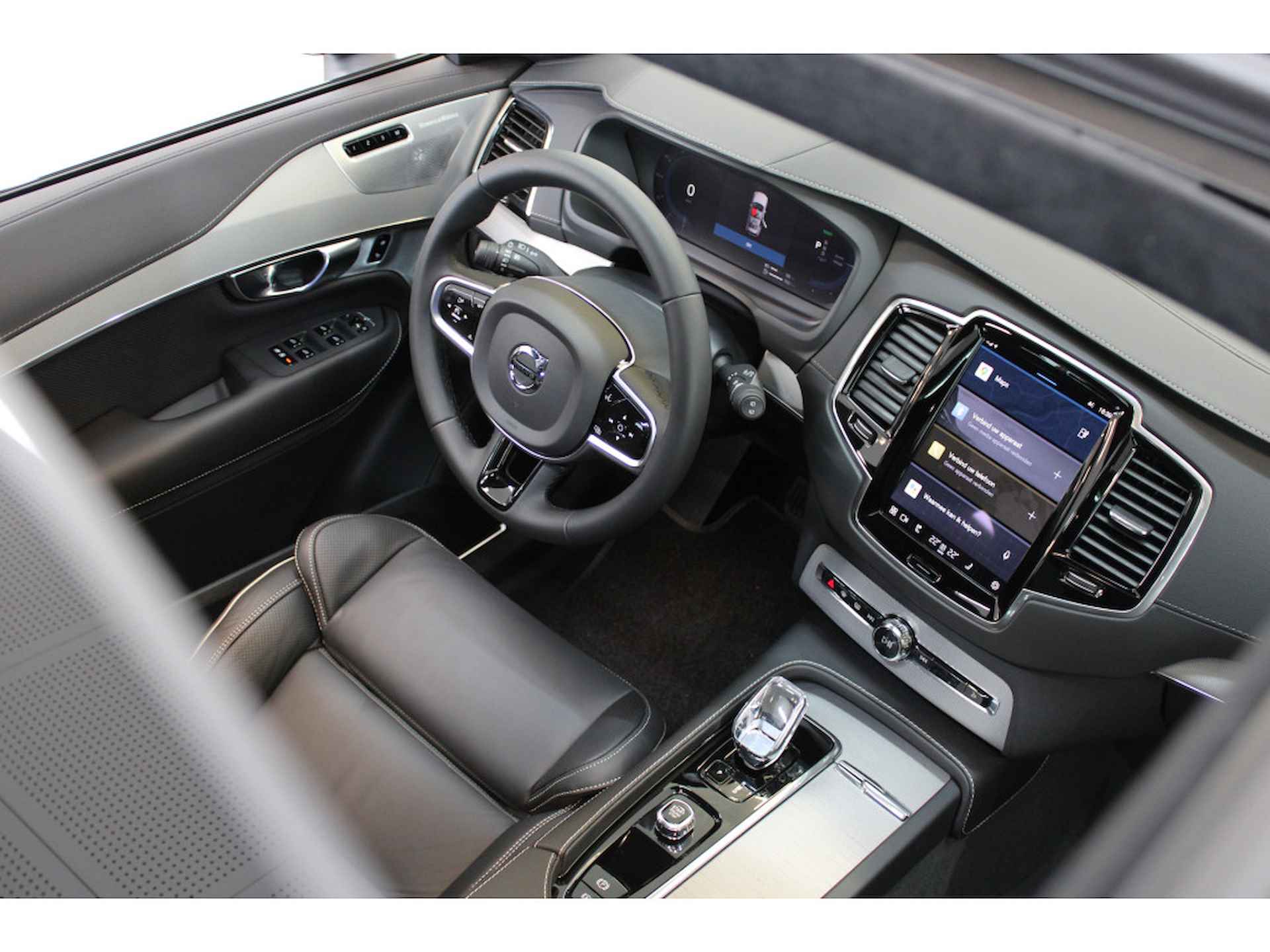 Volvo XC90 T8 455PK AWD Ultimate Dark | Full Options! | B&W Audio | Luchtvering | Trekhaak | Dubbel Glas - 19/84