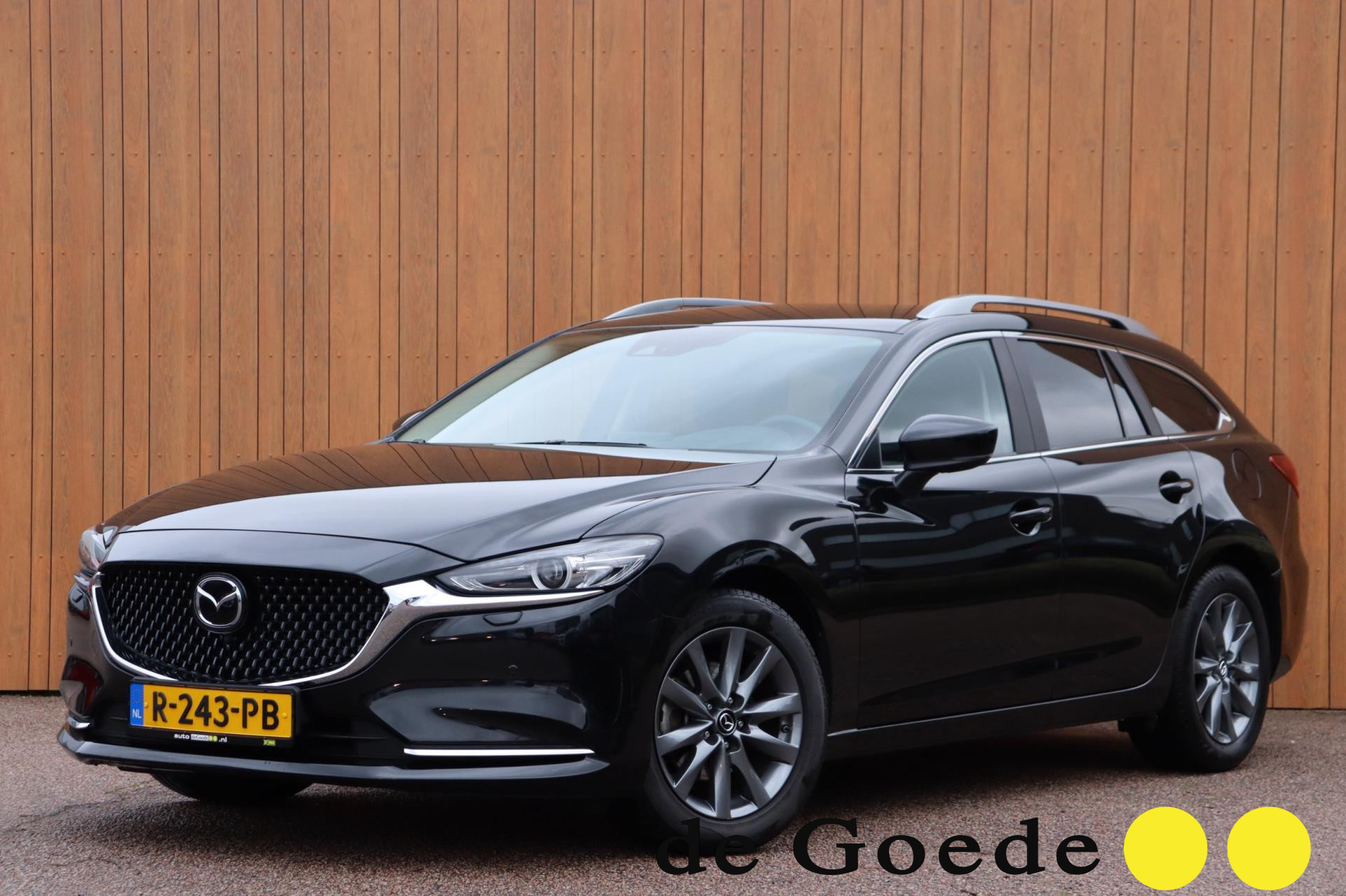 Mazda 6 Sportbreak 2.0 SkyActiv-G 165 Business org. NL-auto trekhaak leer bose head-up