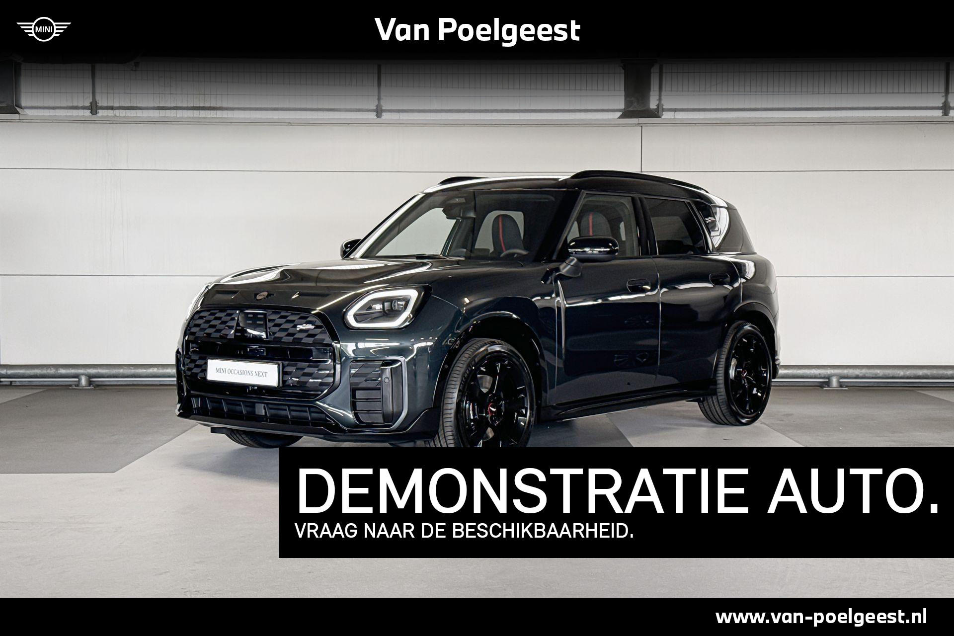 MINI Countryman Electric E John Cooper Works 66.5 kWh | Pakket S | Dak en spiegelkappen in Jetblack