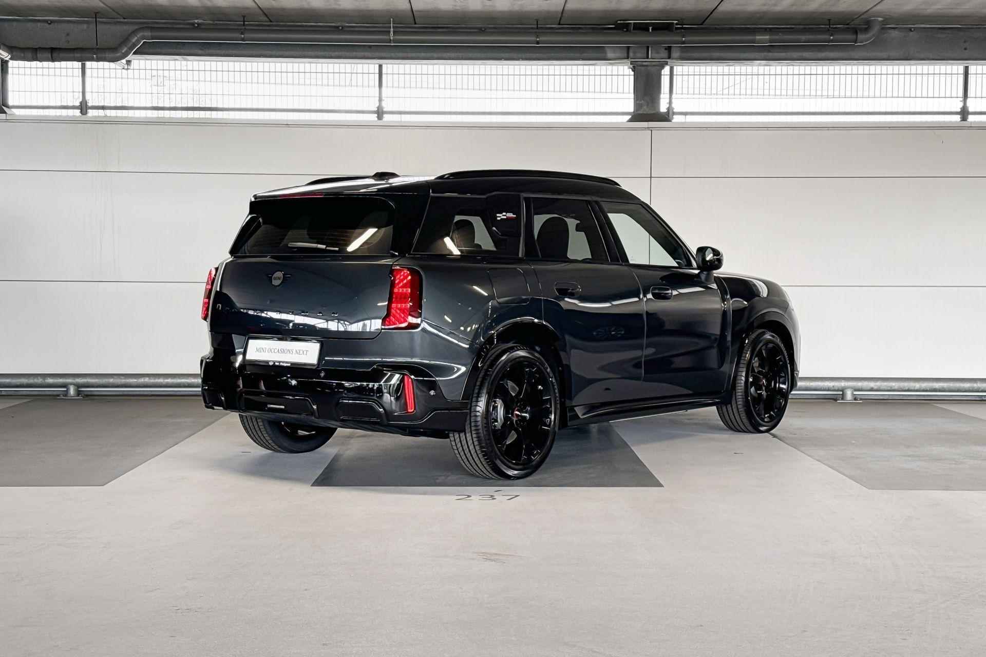 MINI Countryman Electric E John Cooper Works 66.5 kWh | Pakket S | Dak en spiegelkappen in Jetblack - 6/21