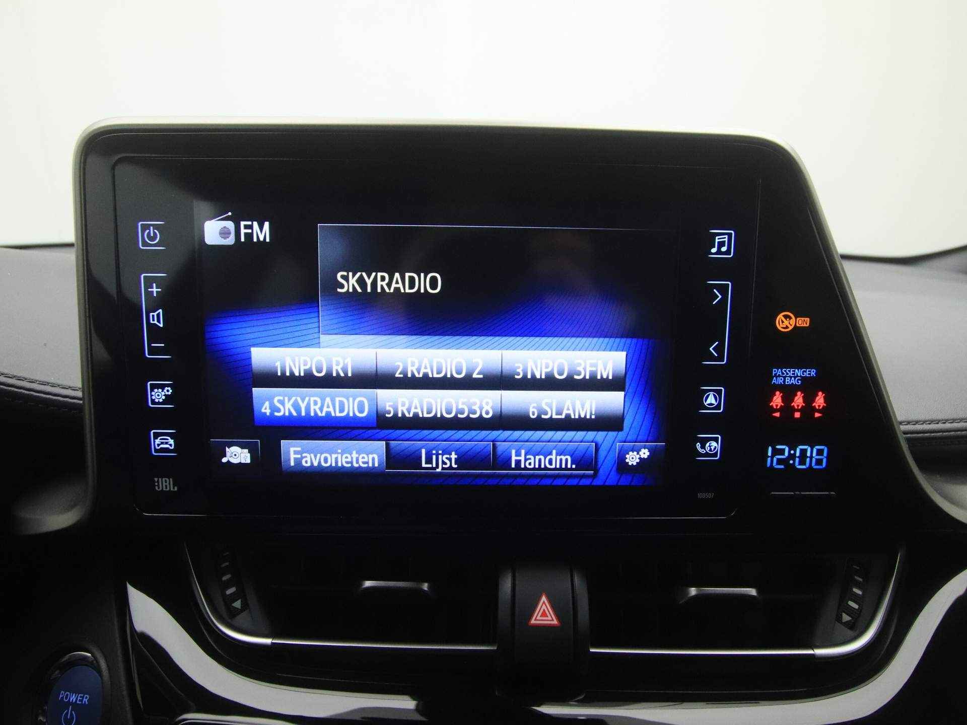 Toyota C-HR 1.8 Hybrid Style Ultimate | NL-Auto | JBL-Audio | LED verlichting | - 38/41