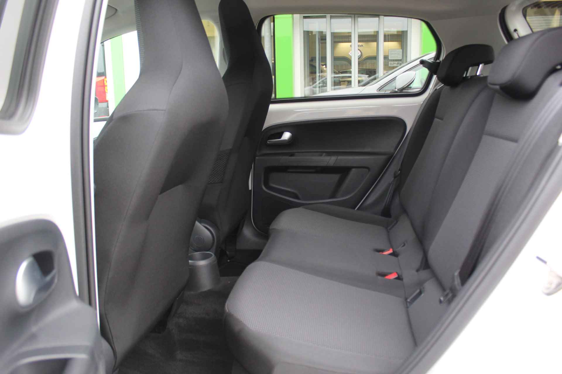 Škoda Citigo e-iV EV 83pk Style / € 2.000,- SEPP Subsidide / Stoelverwarming / Parkeerhulp Achter / Climate Control / 16" LMV / Snel Laadfunctie - 12/26