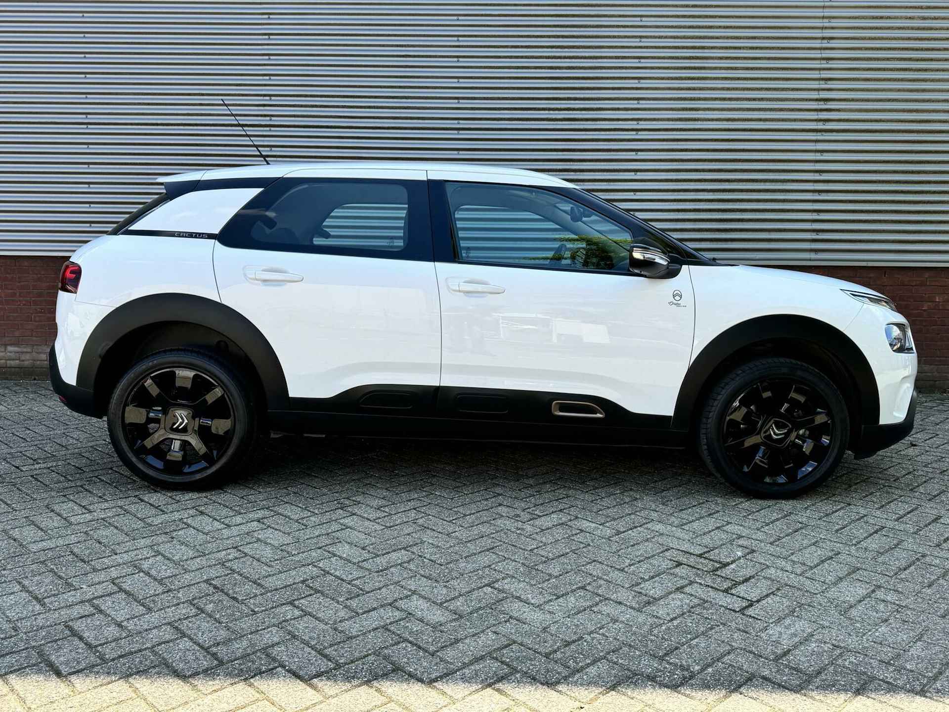 Citroen C4 Cactus 1.2 PureTech Origins 5 drs|35728 km!|Airco|Navi|Cruise|Apple/Android Carplay|Parkeerseosoren achter|L.M. wielen. - 6/36