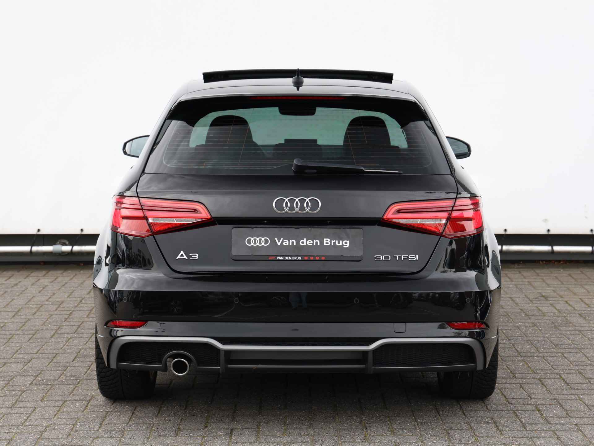 Audi A3 Sportback 30 TFSI S Line 115pk | Pano | Navi | Apple Carplay | 18" Velgen - 6/40