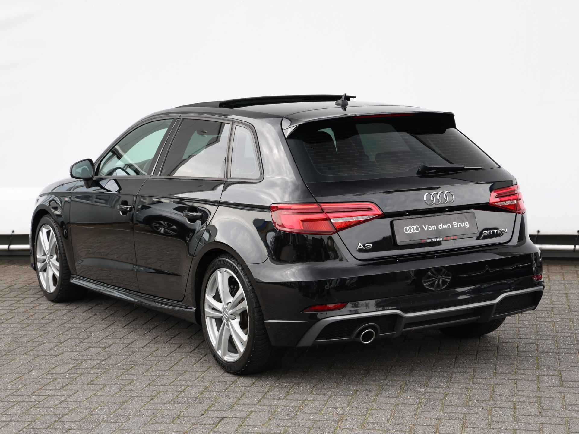 Audi A3 Sportback 30 TFSI S Line 115pk | Pano | Navi | Apple Carplay | 18" Velgen - 13/40