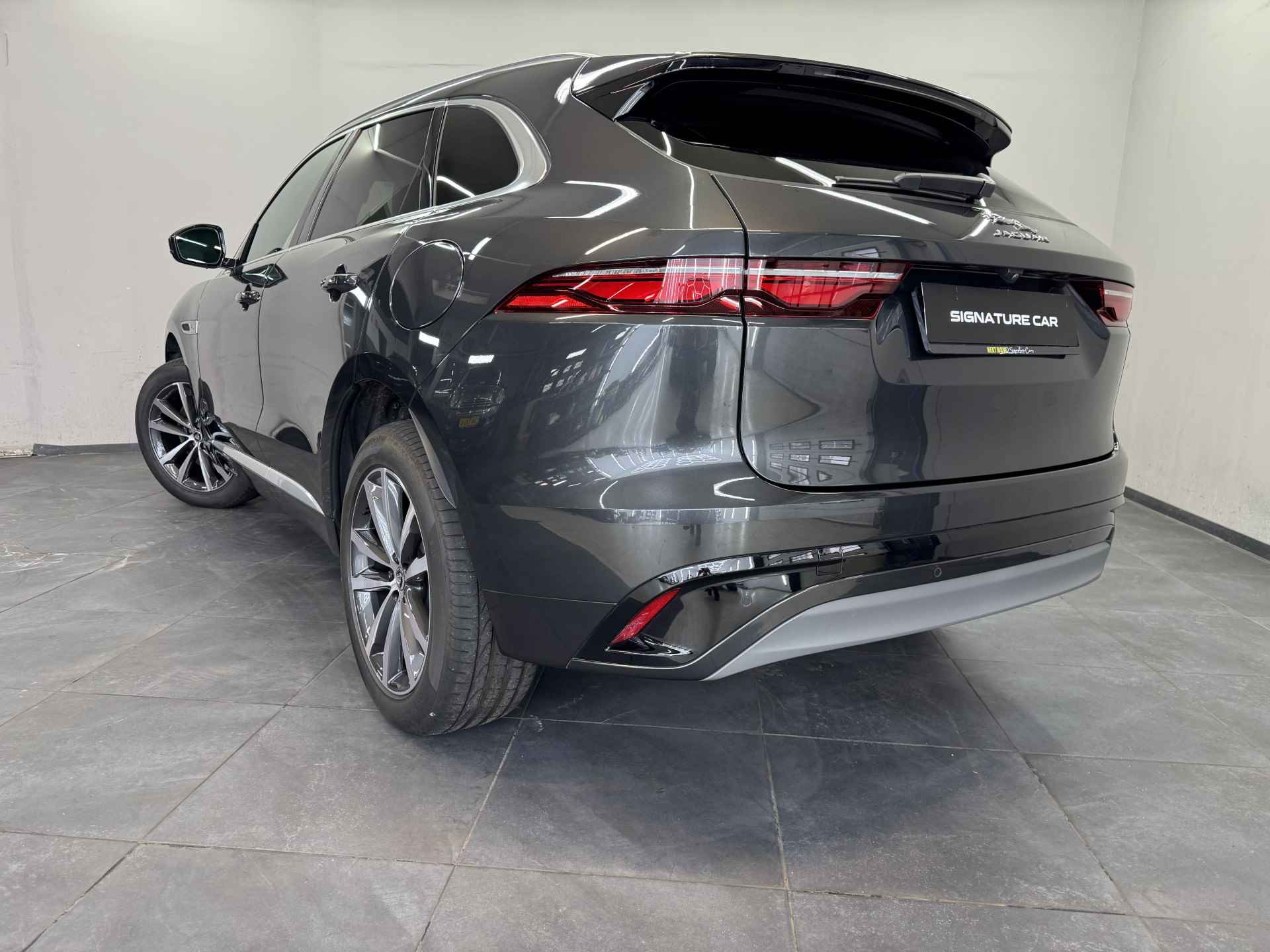 Jaguar F-PACE 2.0 P400e PHEV R-Dynamic SE✅Panoramadak✅Sfeerverlichting✅Headup-Display✅Stoelverwarming✅Apple Carplay✅Adaptive Cruise Control✅ - 26/106